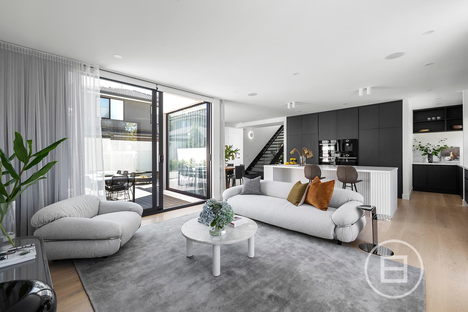 60 Apex Avenue, HAMPTON EAST, VIC, Hampton East - Thumbnail 2
