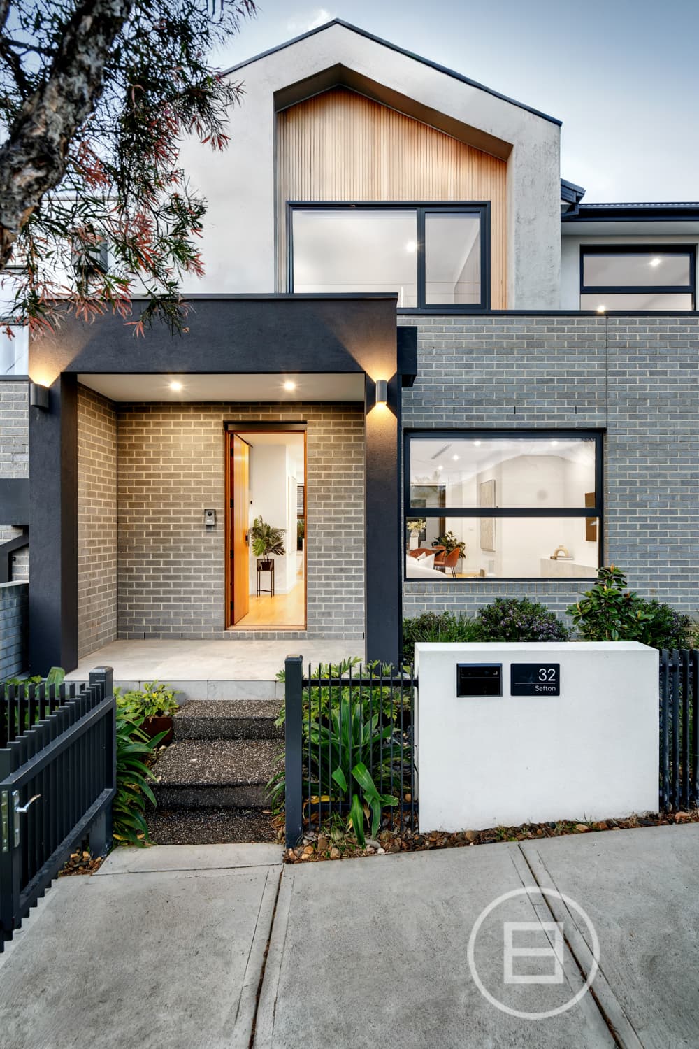 32 Sefton Street, PASCOE VALE, VIC, Pascoe Vale - Thumbnail 2