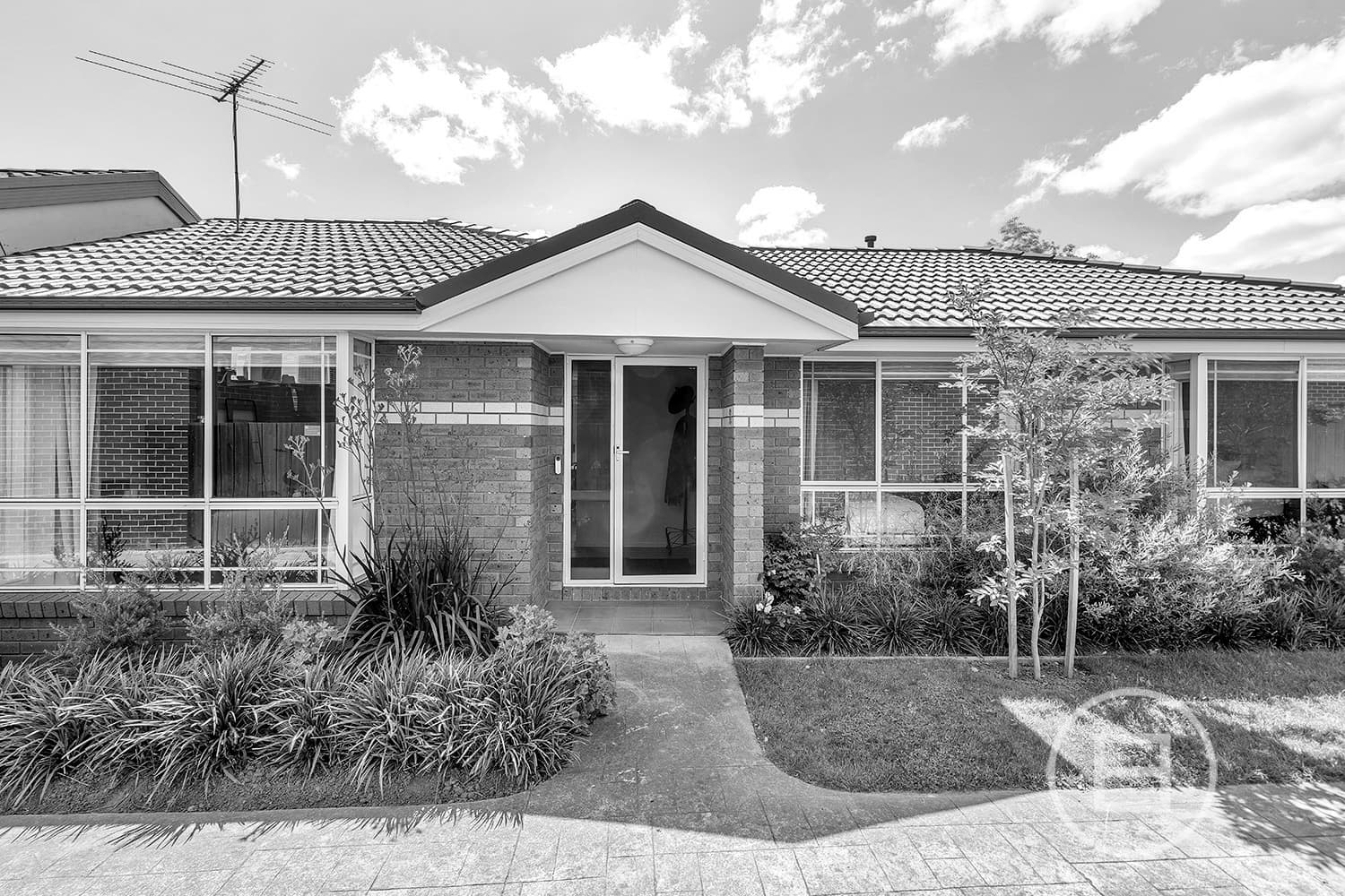 2/30 Bulla Road, STRATHMORE, VIC, Strathmore - Image 1