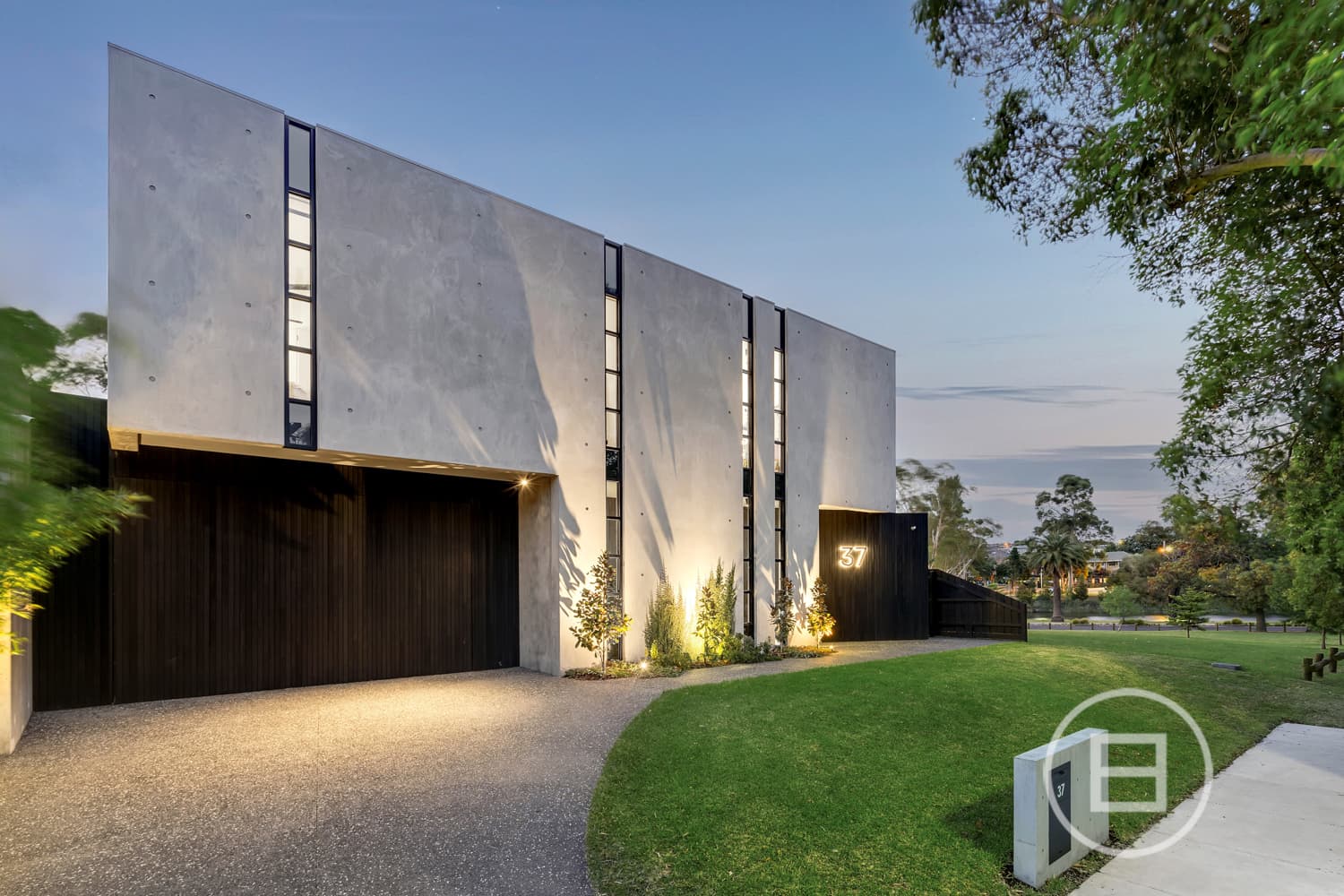 37 Newstead Street, MARIBYRNONG, VIC, Maribyrnong - Thumbnail 2