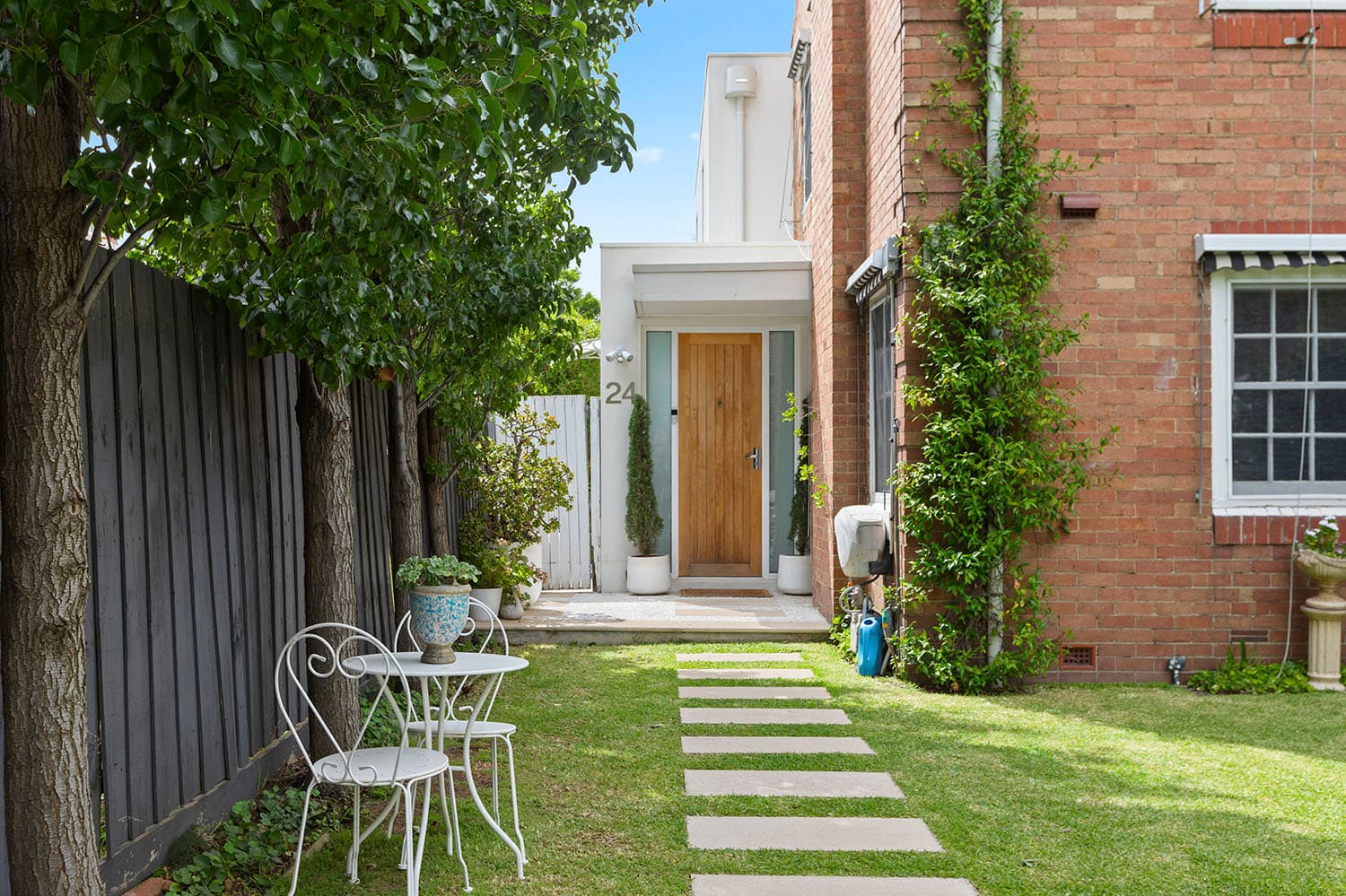 24 Griffin Crescent, PORT MELBOURNE, VIC, Port Melbourne - Thumbnail 2