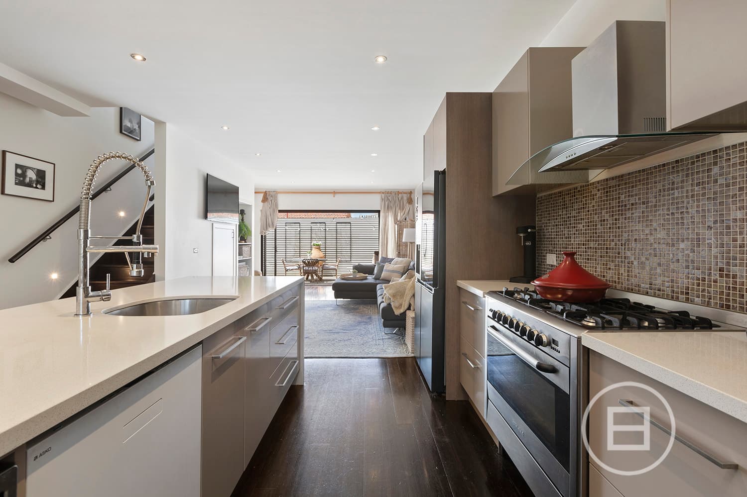 10 Sandridge Avenue, PORT MELBOURNE, VIC, Port Melbourne - Thumbnail 4