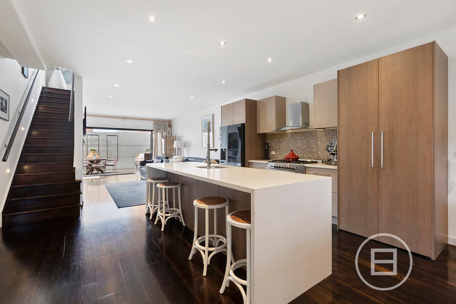 10 Sandridge Avenue, PORT MELBOURNE, VIC, Port Melbourne - Thumbnail 2