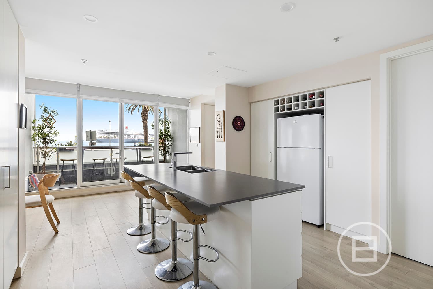 101/65 Beach Street, PORT MELBOURNE, VIC, Port Melbourne - Thumbnail 6