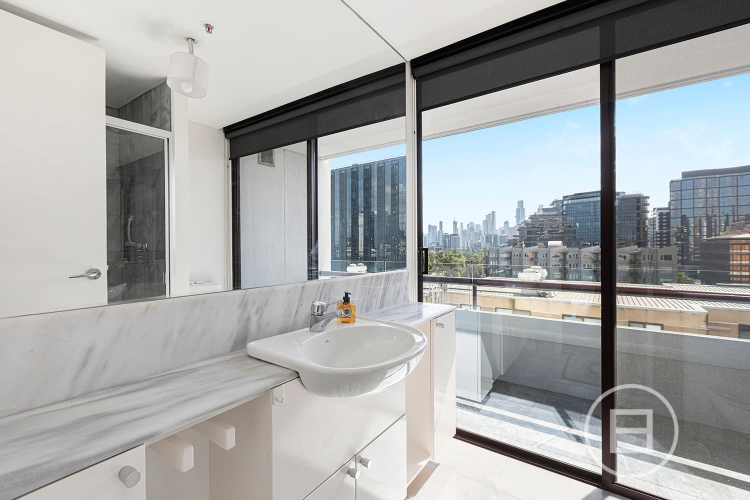 8B/29 Queens Road, MELBOURNE, VIC, Melbourne - Thumbnail 6