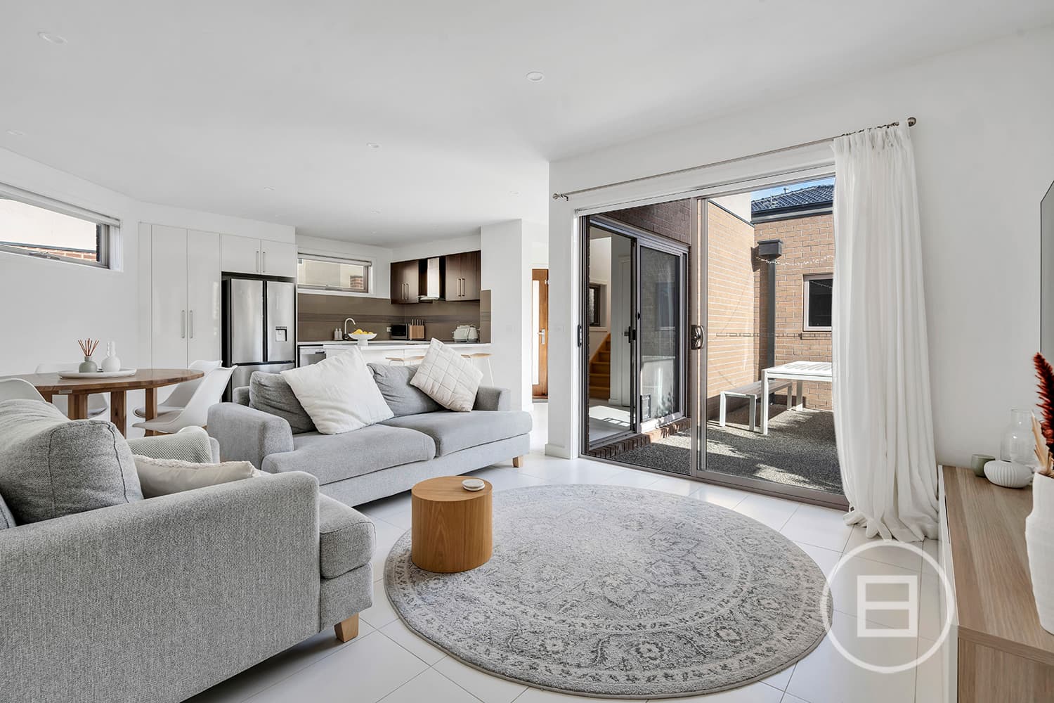 2/14 Treadwell Road, ESSENDON NORTH, VIC, Essendon North - Thumbnail 3