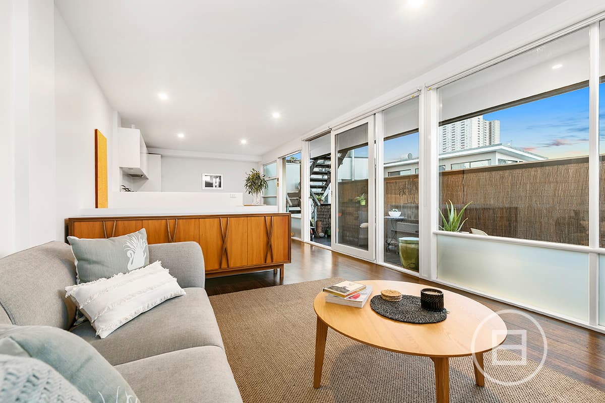 2 Nixon Place, SOUTH MELBOURNE, VIC, South Melbourne - Thumbnail 4