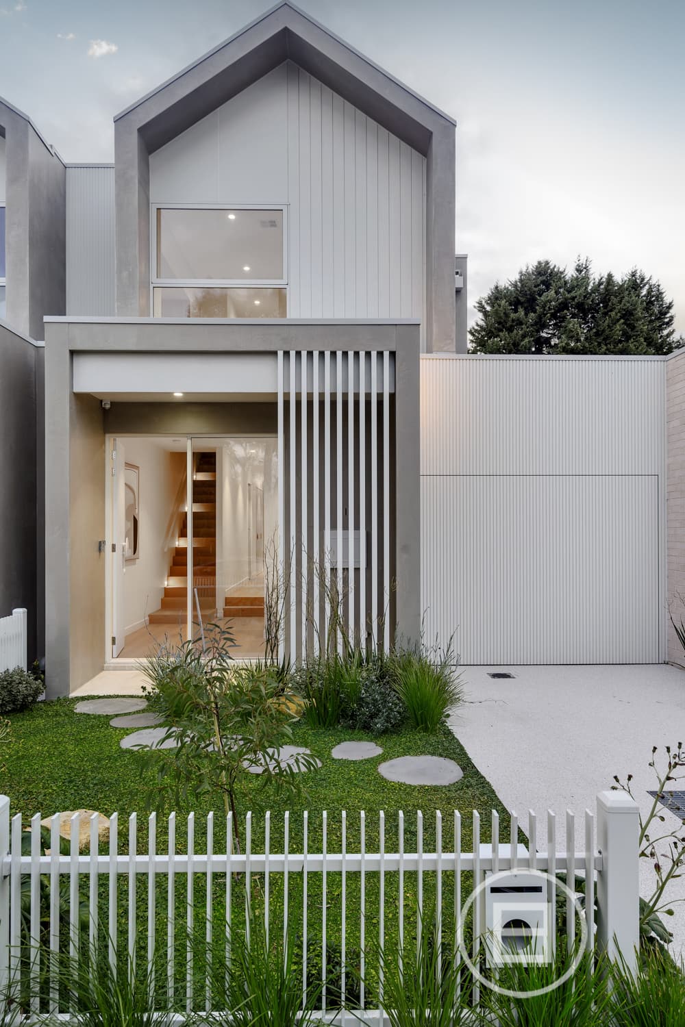 35 Sparks Avenue, FAIRFIELD, VIC, Fairfield - Thumbnail 2