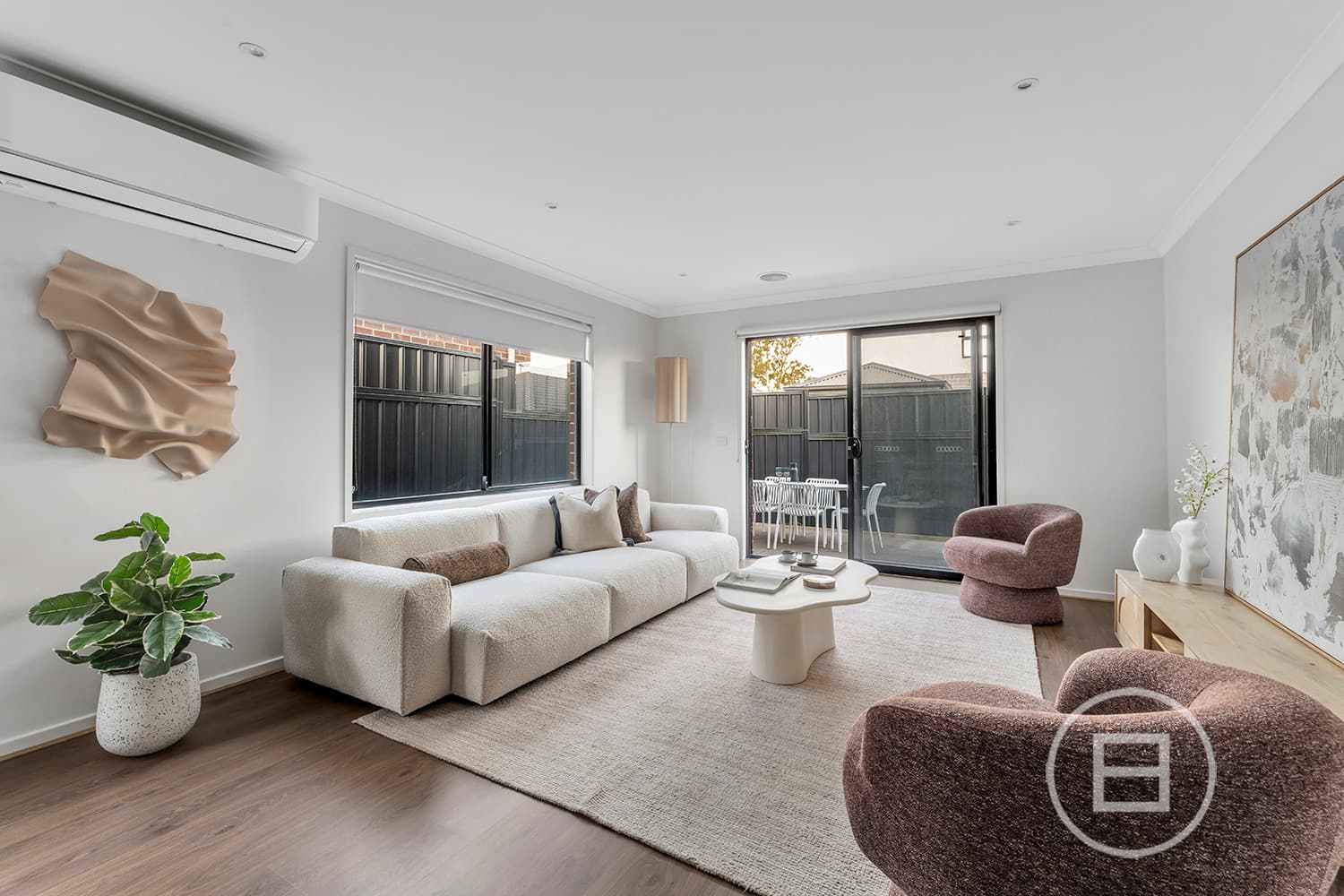 10 Stilford Street, SOUTH MORANG, VIC, South Morang - Thumbnail 2