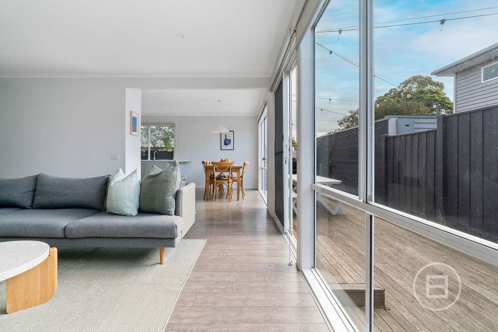 15 Bayview Road, MORNINGTON, VIC, Mornington - Thumbnail 3