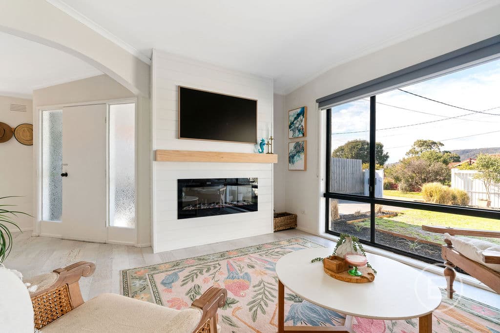 198 Ninth Avenue South, ROSEBUD, VIC, Rosebud - Thumbnail 3