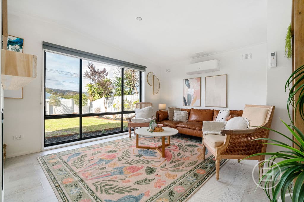 198 Ninth Avenue South, ROSEBUD, VIC, Rosebud - Thumbnail 2