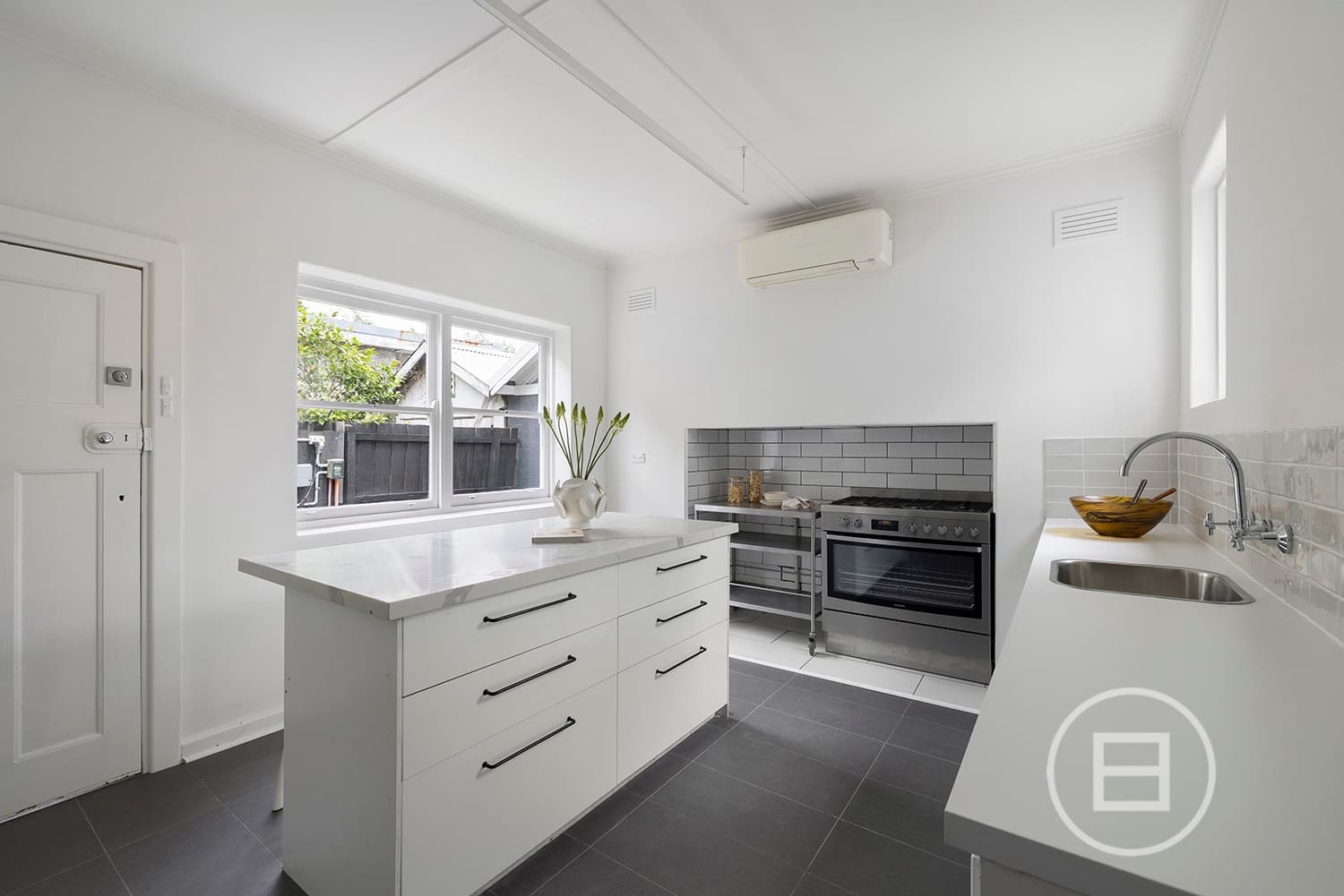 392 Williamstown Road, PORT MELBOURNE, VIC, Port Melbourne - Thumbnail 7