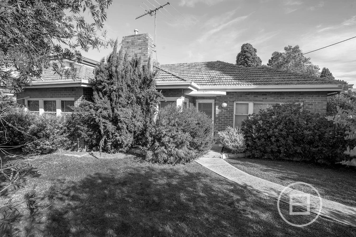 43 Grammar Street, STRATHMORE, VIC, Strathmore - Image 1