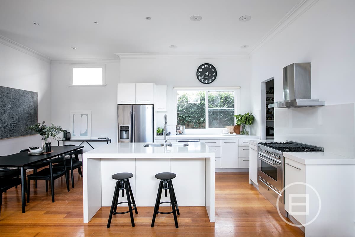 11 Suffolk Road, SURREY HILLS, VIC, Surrey Hills - Thumbnail 5