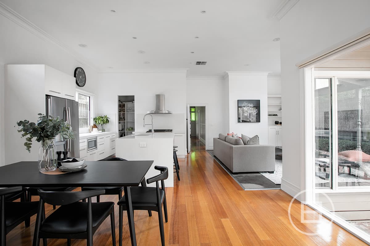 11 Suffolk Road, SURREY HILLS, VIC, Surrey Hills - Thumbnail 4