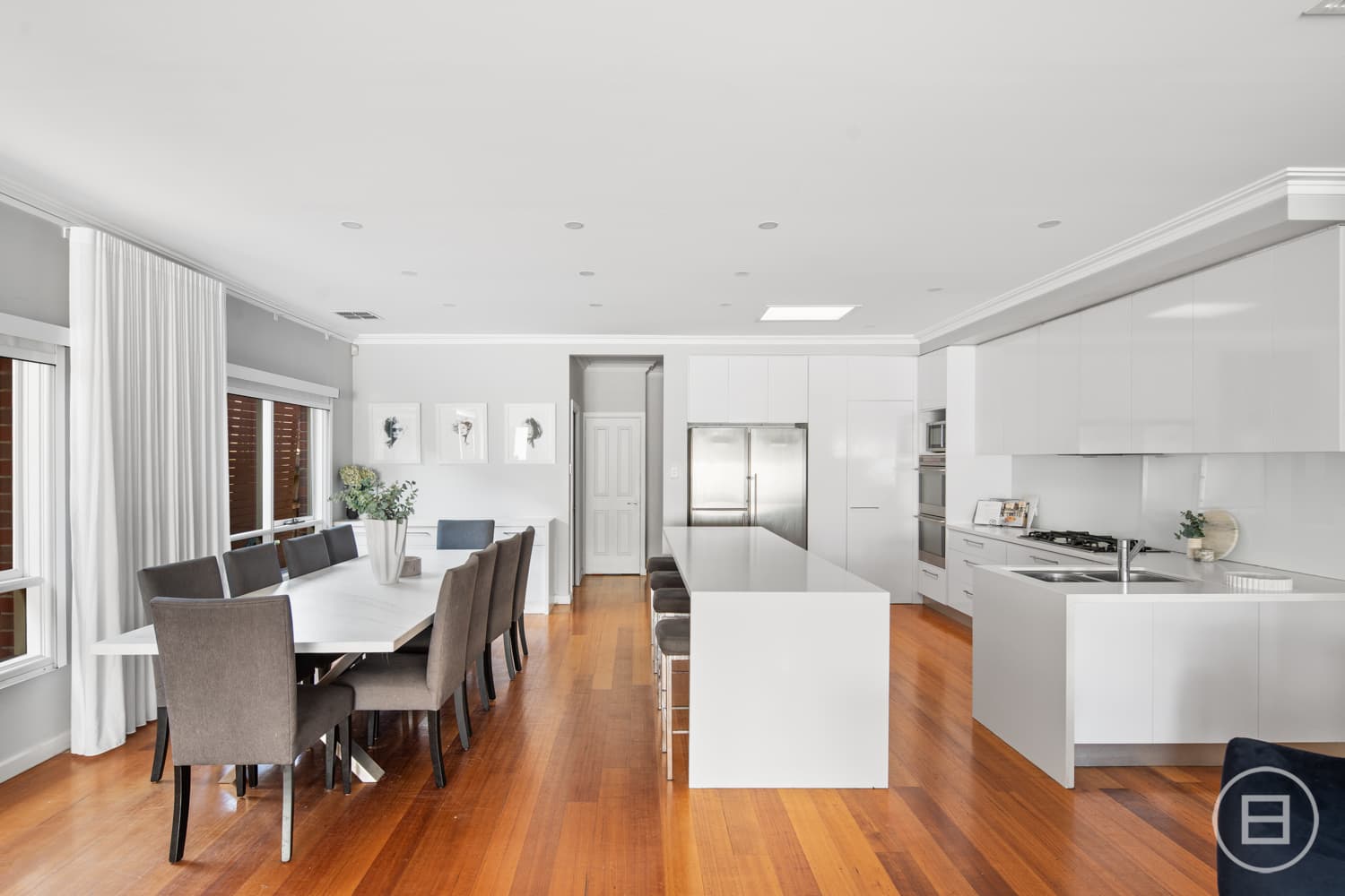 9 Wickham Grove, STRATHMORE, VIC, Strathmore - Thumbnail 2