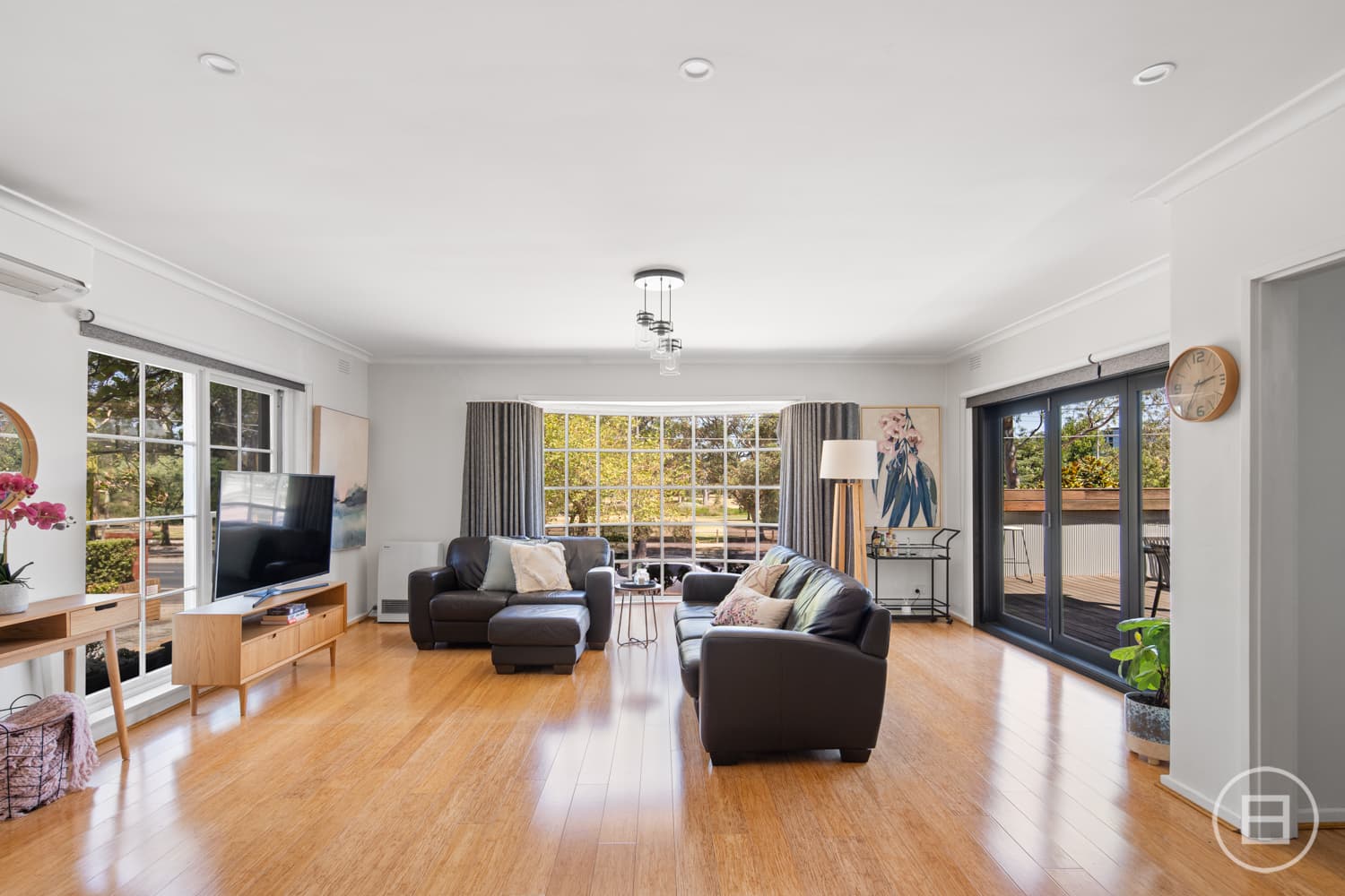 1/242 Woodland Street, STRATHMORE, VIC, Strathmore - Thumbnail 3