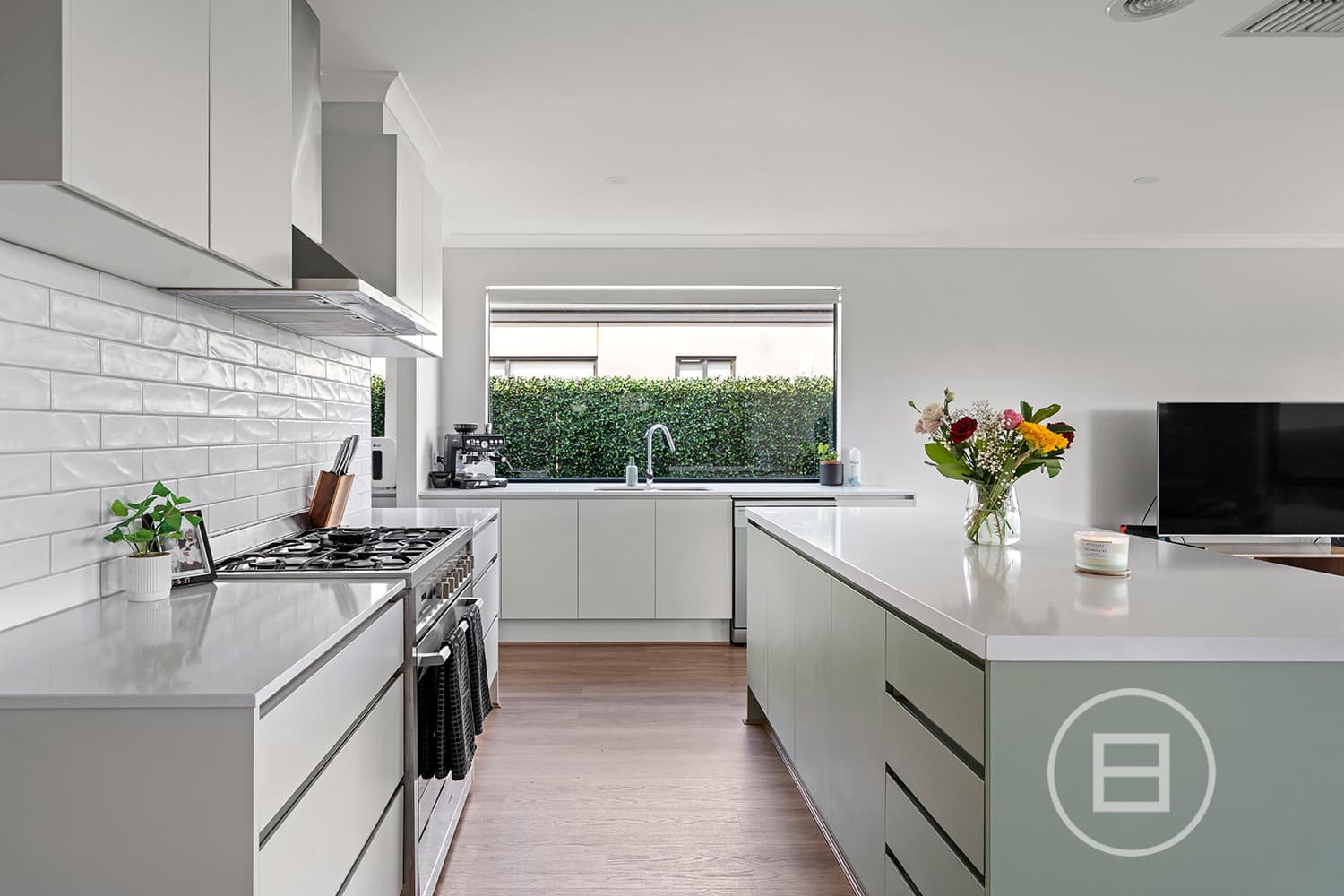 60 Lynwood Drive, THORNHILL PARK, VIC, Thornhill Park - Thumbnail 3