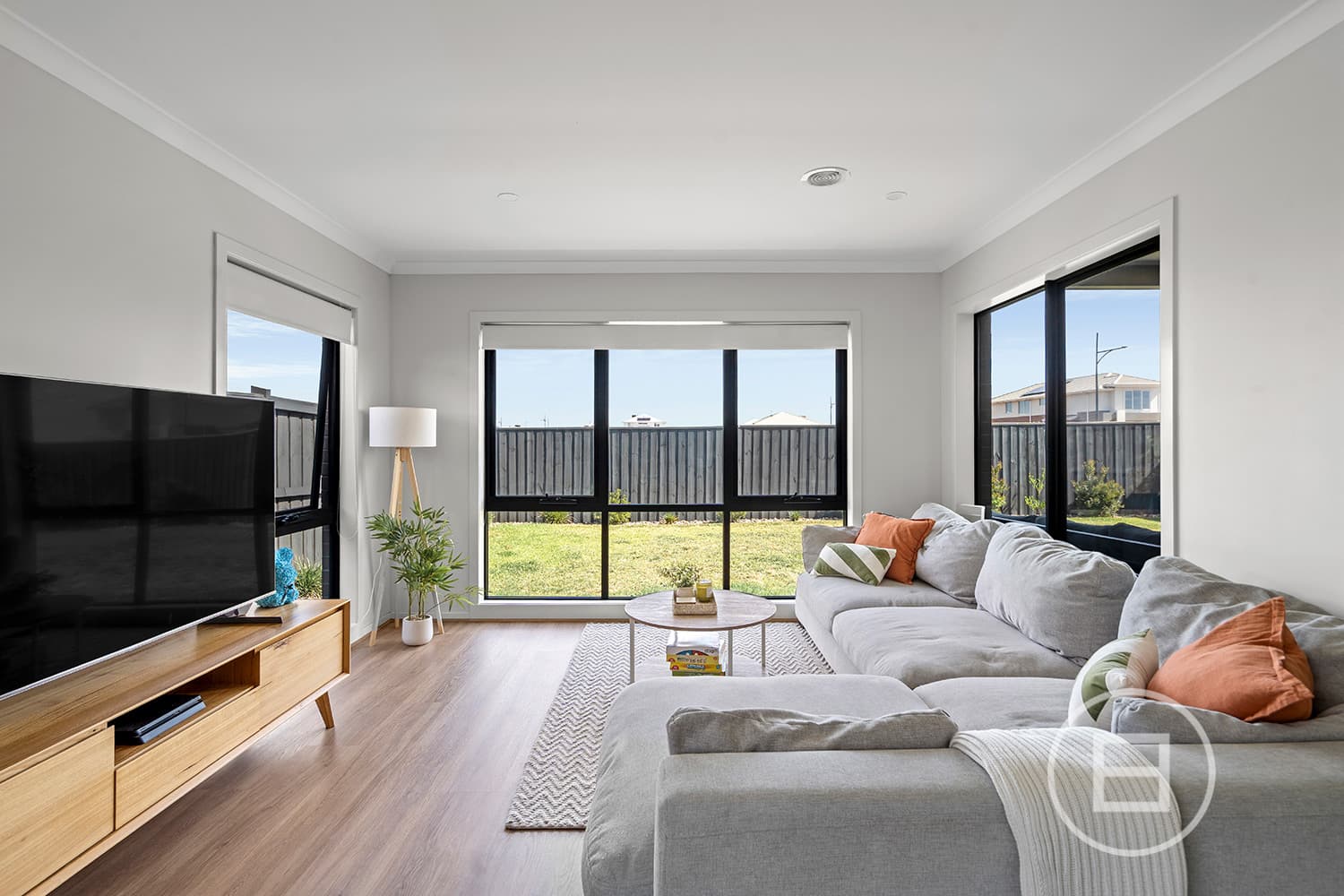 60 Lynwood Drive, THORNHILL PARK, VIC, Thornhill Park - Thumbnail 5