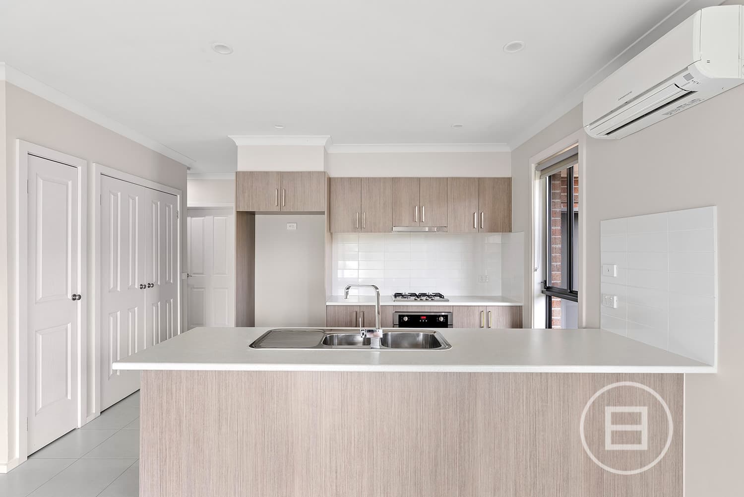7 Malcolm Walk, EPPING, VIC, Epping - Thumbnail 2