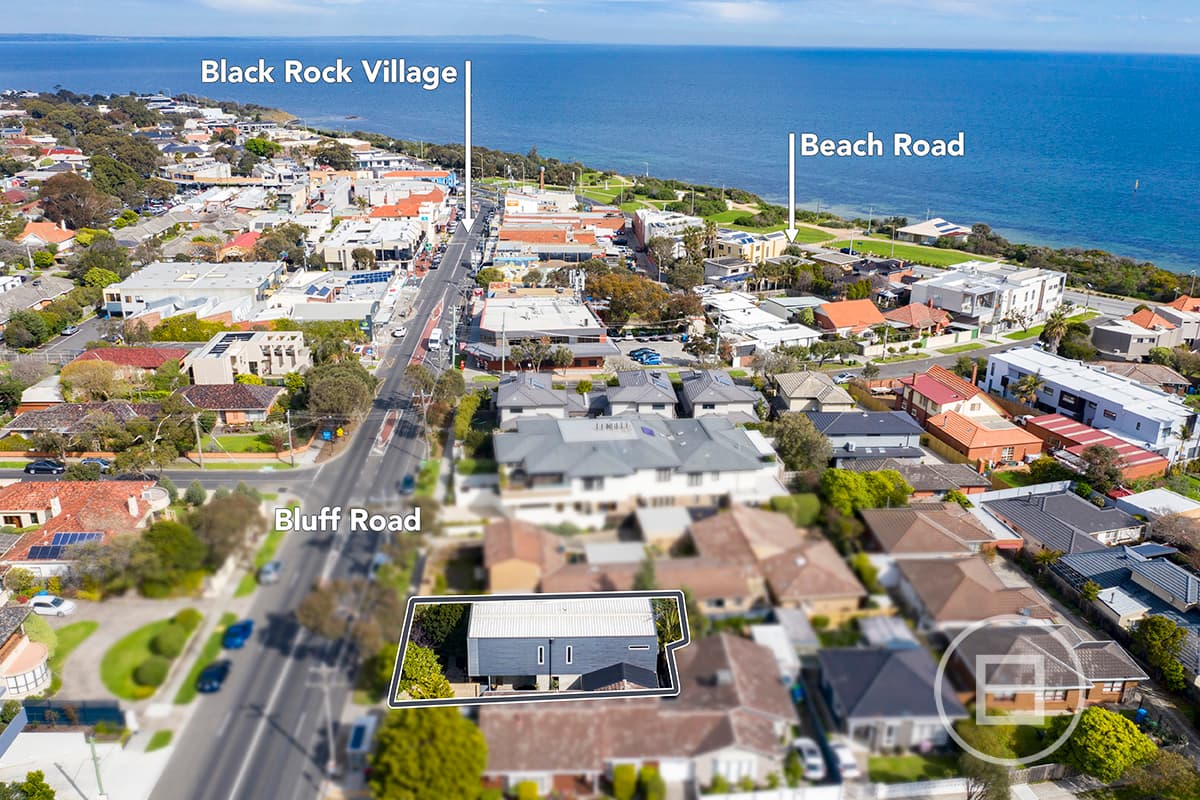 49 Bluff Road, BLACK ROCK, VIC, Black Rock - Thumbnail 2