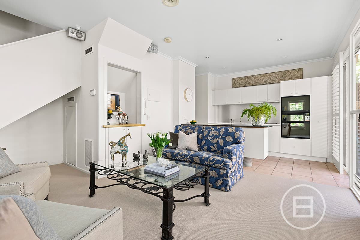 300 Canterbury Road, ST KILDA WEST, VIC, St Kilda West - Thumbnail 2