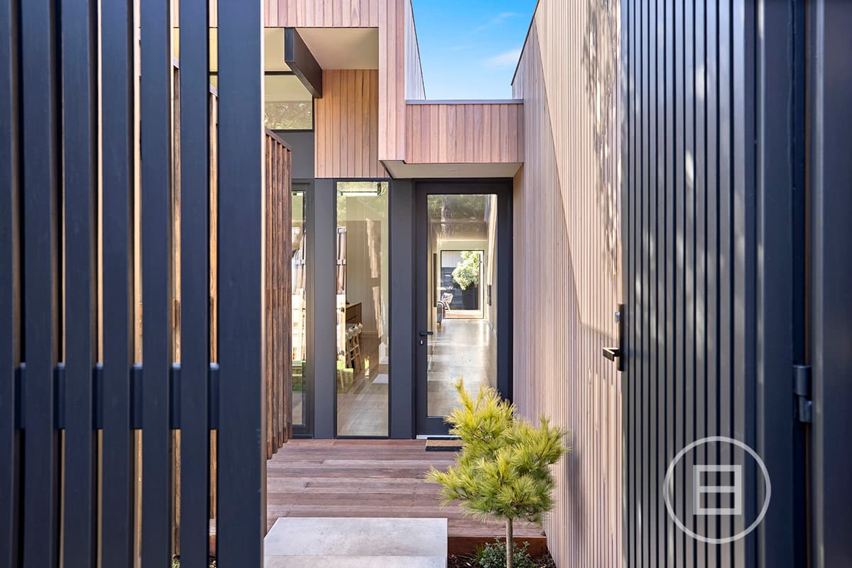 50 Garden Street, BLAIRGOWRIE, VIC, Blairgowrie - Thumbnail 2