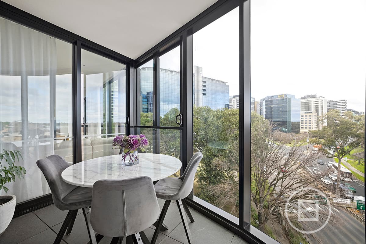 608/8 Bowen Crescent, MELBOURNE, VIC, Melbourne - Thumbnail 4