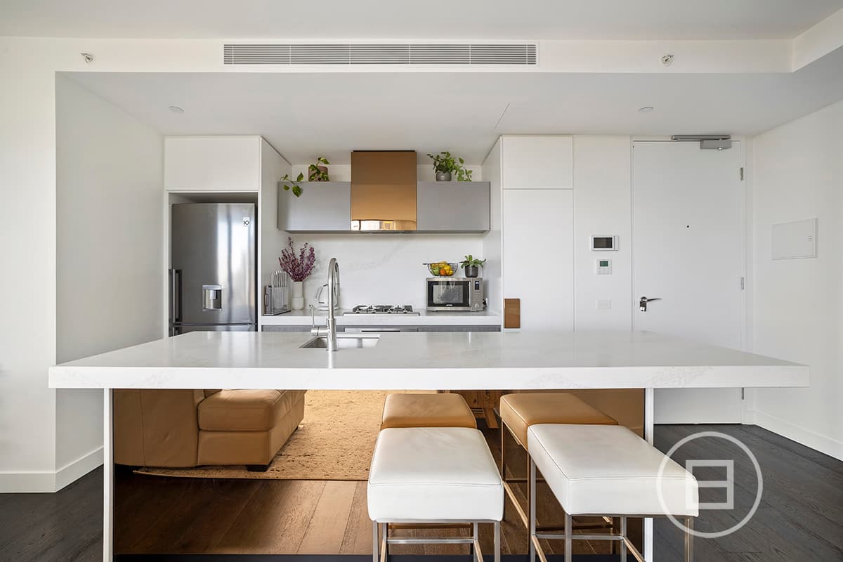 608/8 Bowen Crescent, MELBOURNE, VIC, Melbourne - Thumbnail 3