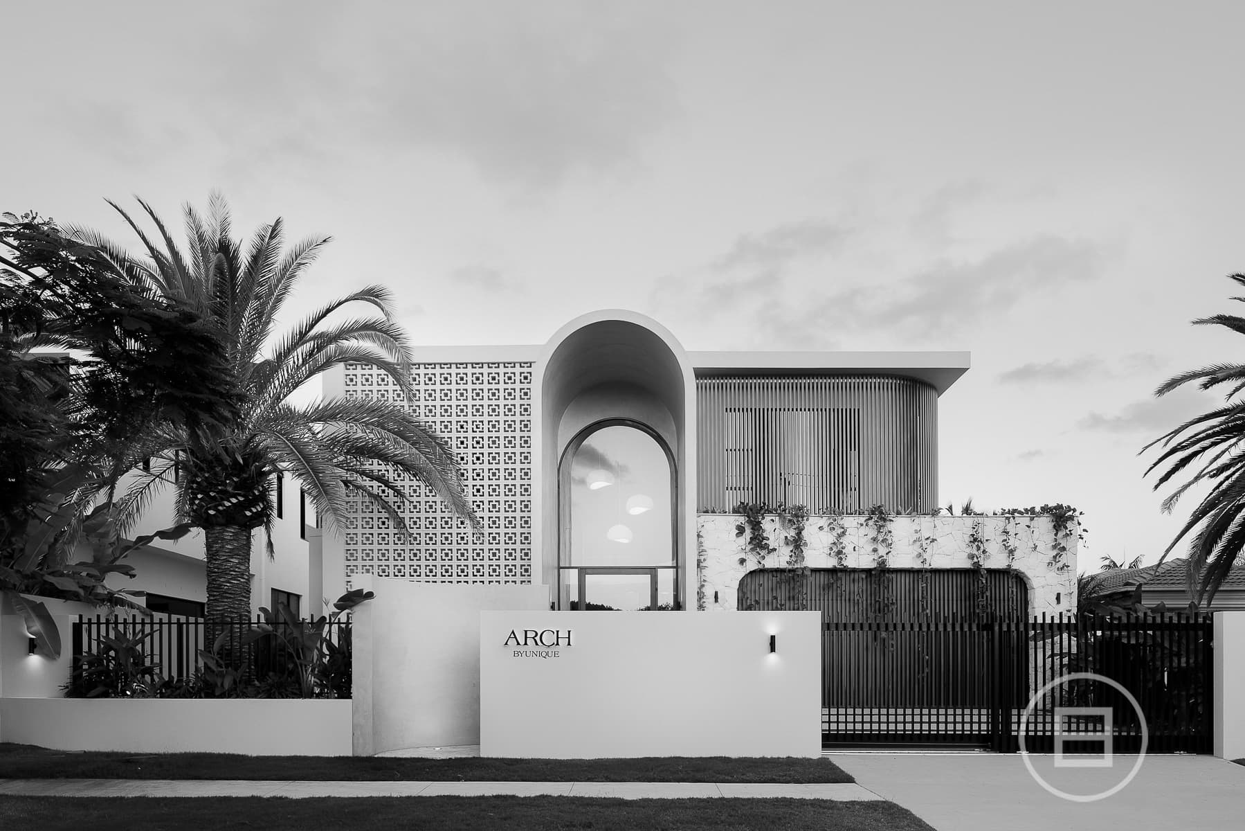 12 Rio Vista Boulevard, BROADBEACH WATERS, QLD, Broadbeach Waters - Image 1