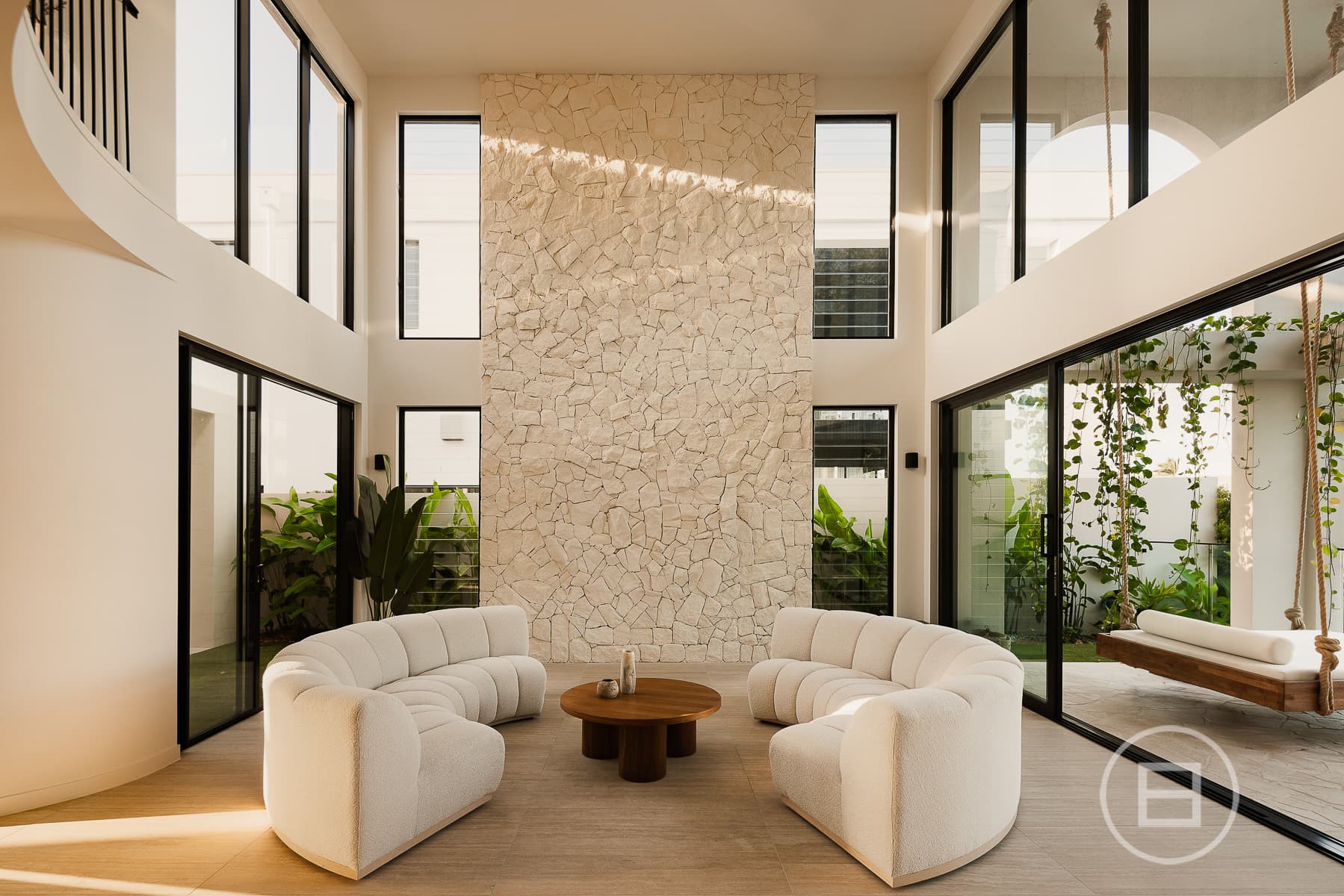 12 Rio Vista Boulevard, BROADBEACH WATERS, QLD, Broadbeach Waters - Thumbnail 5