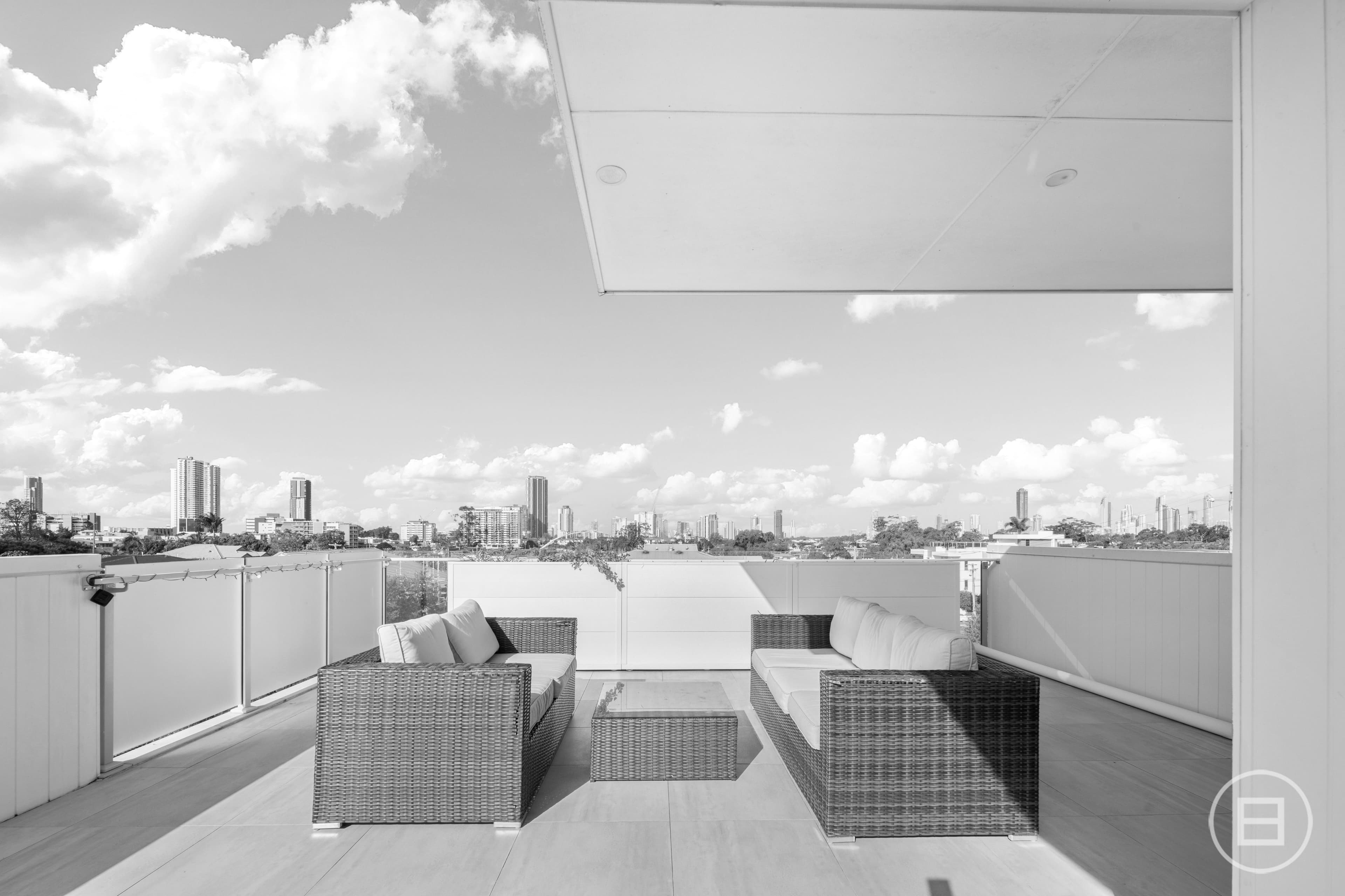 7/77 Minnie Street, SOUTHPORT, QLD, Southport - Image 1
