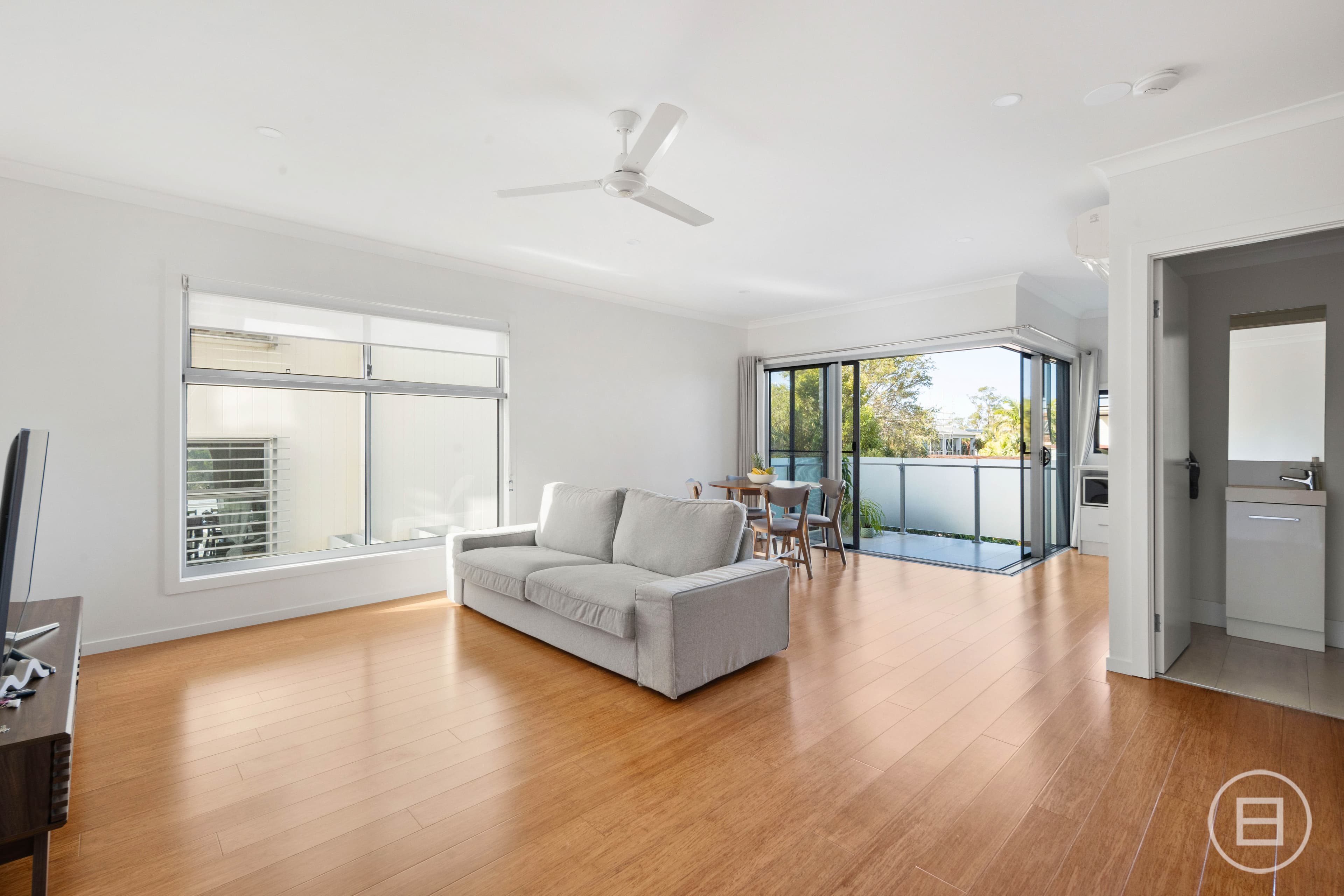 7/77 Minnie Street, SOUTHPORT, QLD, Southport - Thumbnail 3