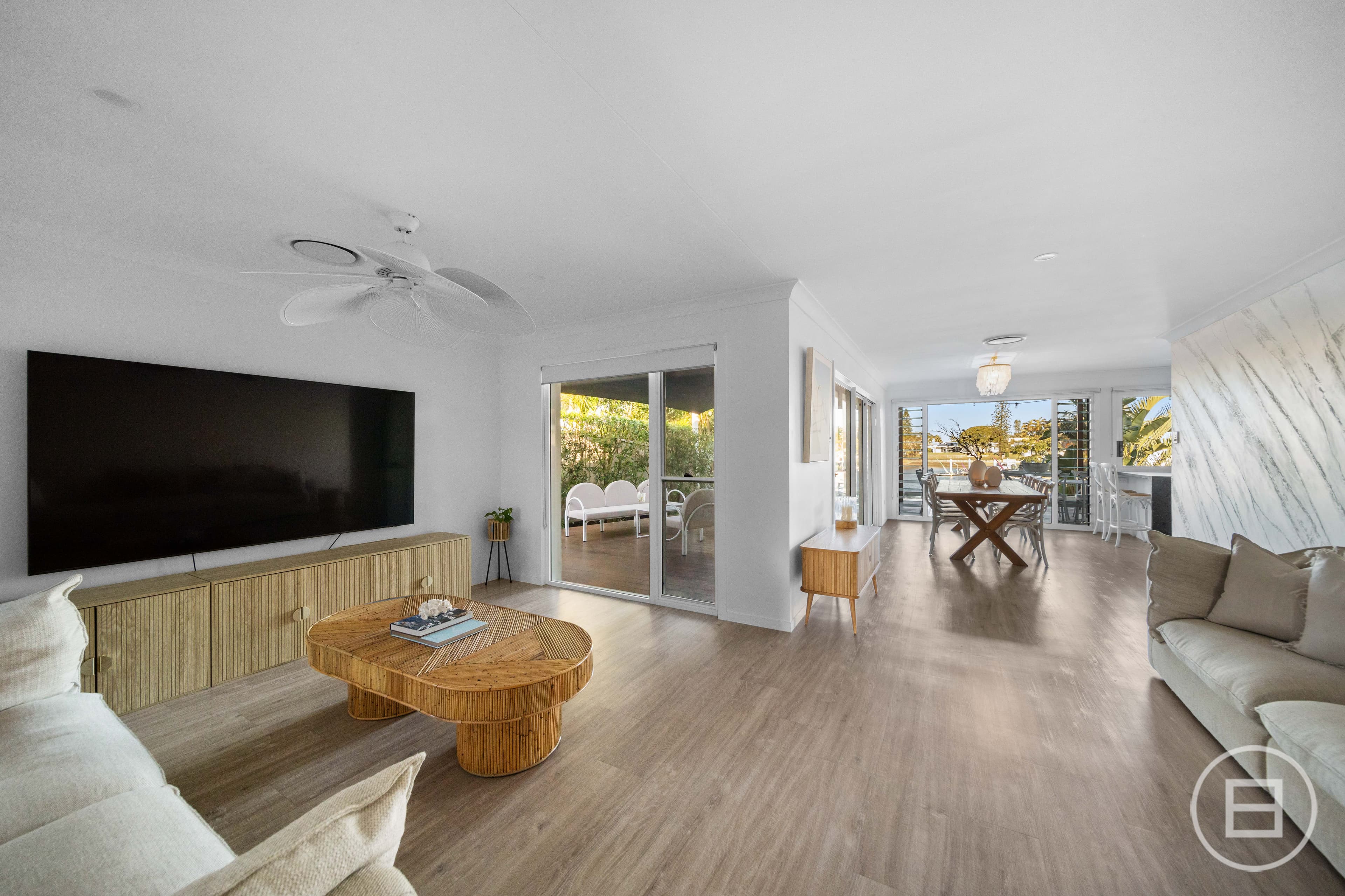 146 Rio Vista Boulevard, BROADBEACH WATERS, QLD, Broadbeach Waters - Thumbnail 6