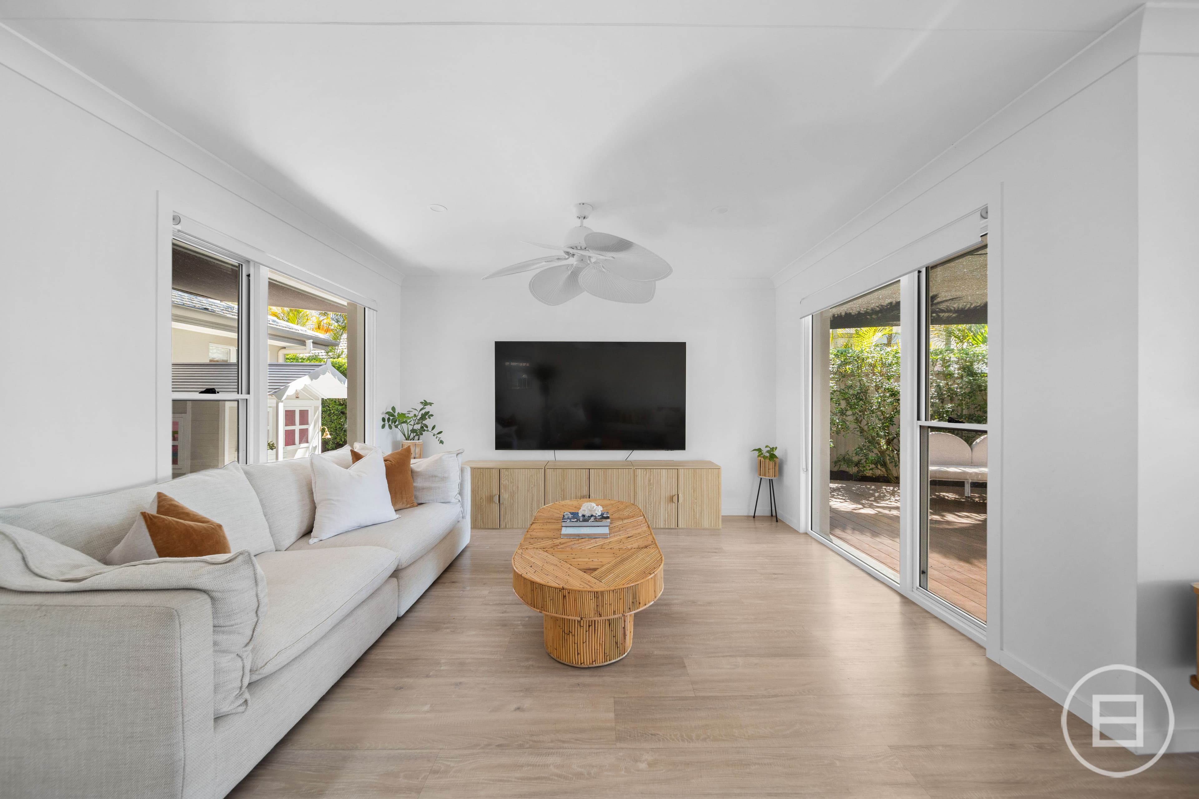 146 Rio Vista Boulevard, BROADBEACH WATERS, QLD, Broadbeach Waters - Thumbnail 7