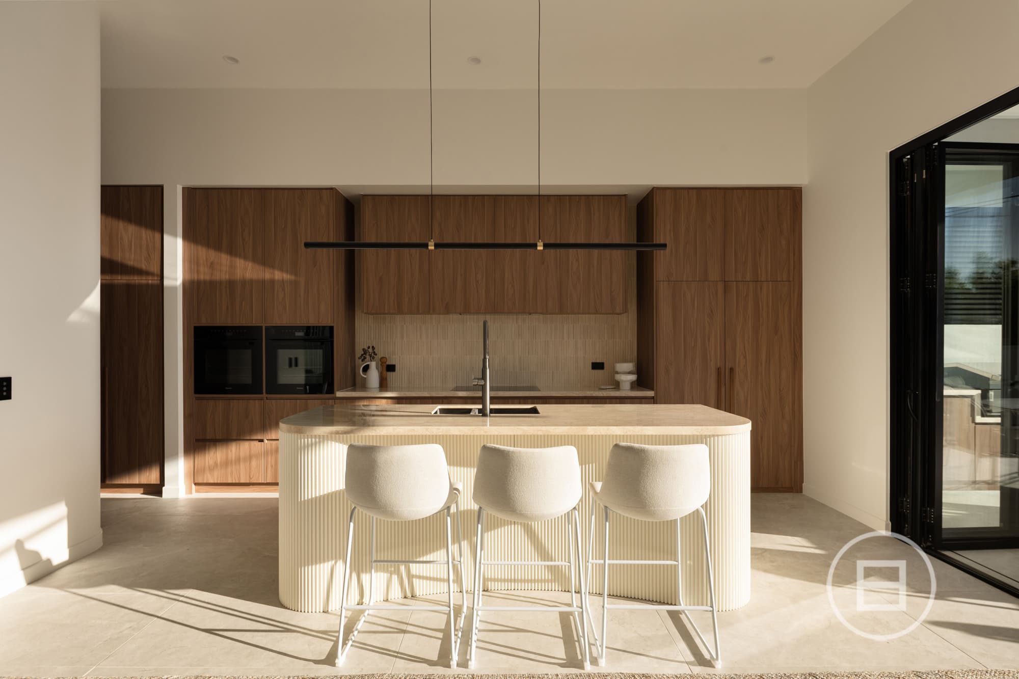 9 Stella Street, HOLLAND PARK, QLD, Holland Park - Thumbnail 3