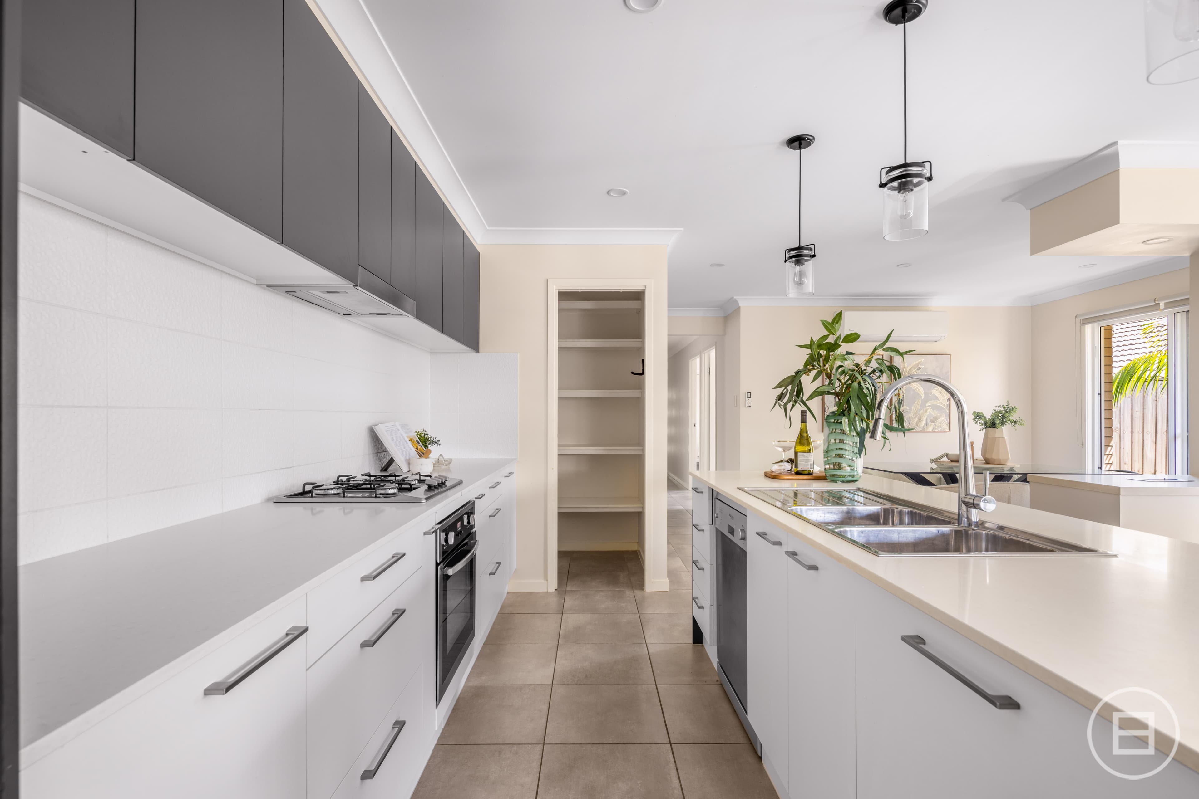 100 Edwardson Drive, COOMERA, QLD, Coomera - Thumbnail 6