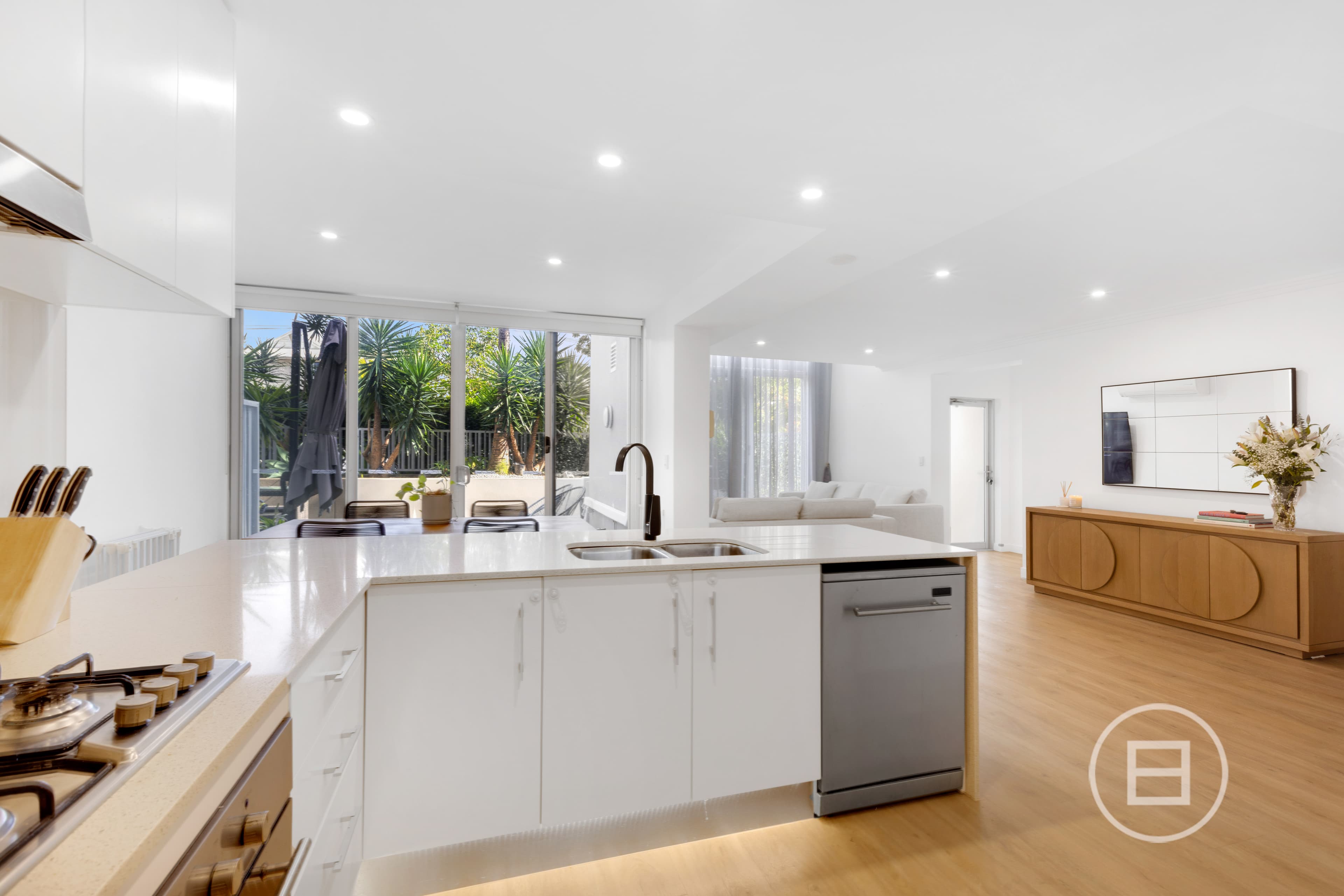 8/53 Darrambal Street, CHEVRON ISLAND, QLD, Chevron Island - Thumbnail 7
