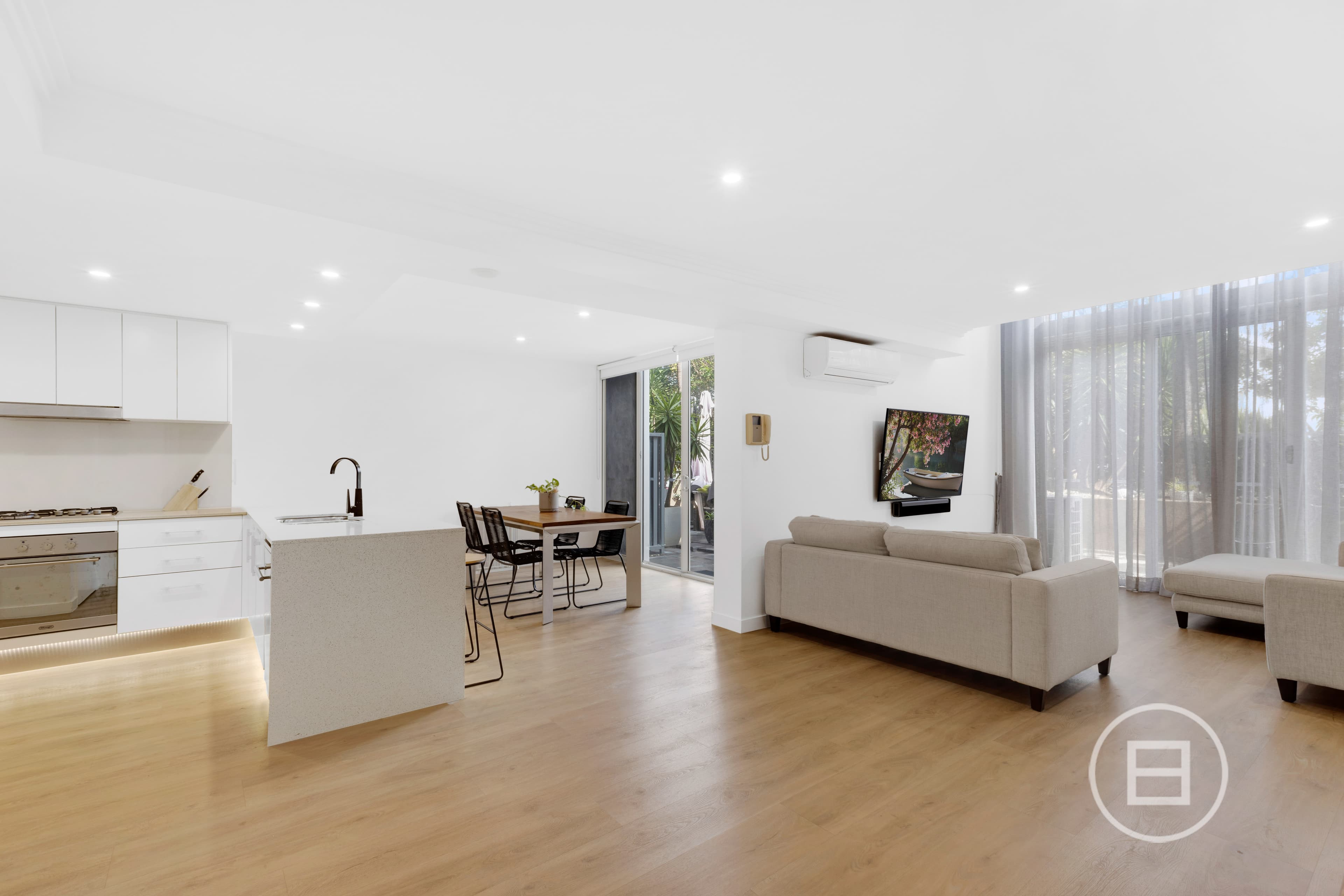 8/53 Darrambal Street, CHEVRON ISLAND, QLD, Chevron Island - Thumbnail 5