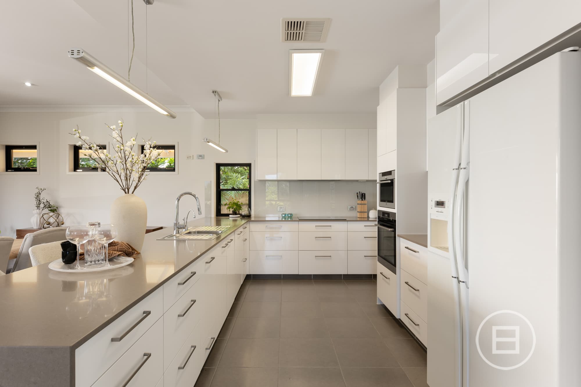 453 Springwood Road, DAISY HILL, QLD, Daisy Hill - Thumbnail 4