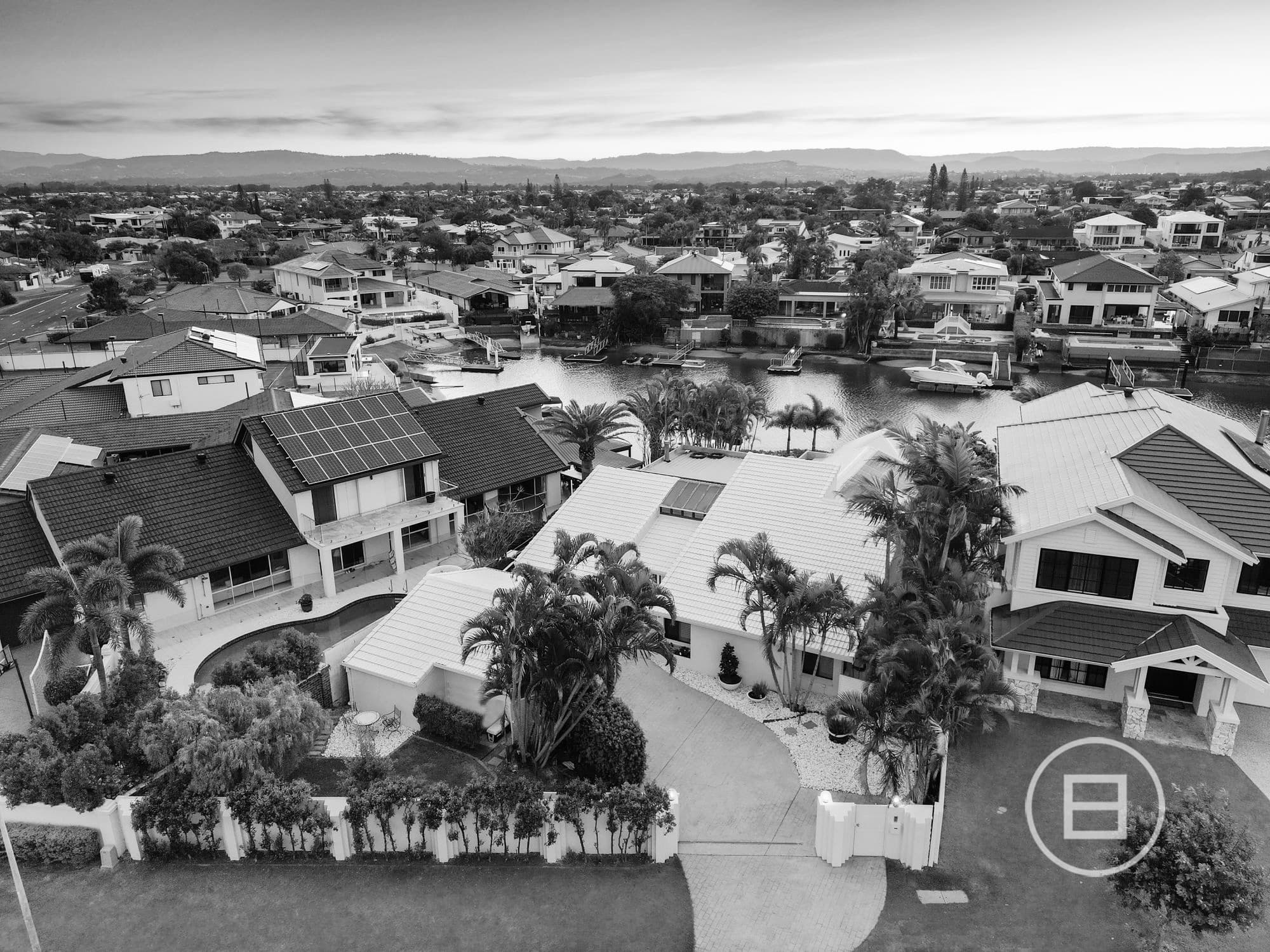 25 Wombat Court, SORRENTO, QLD, Bundall - Image 1