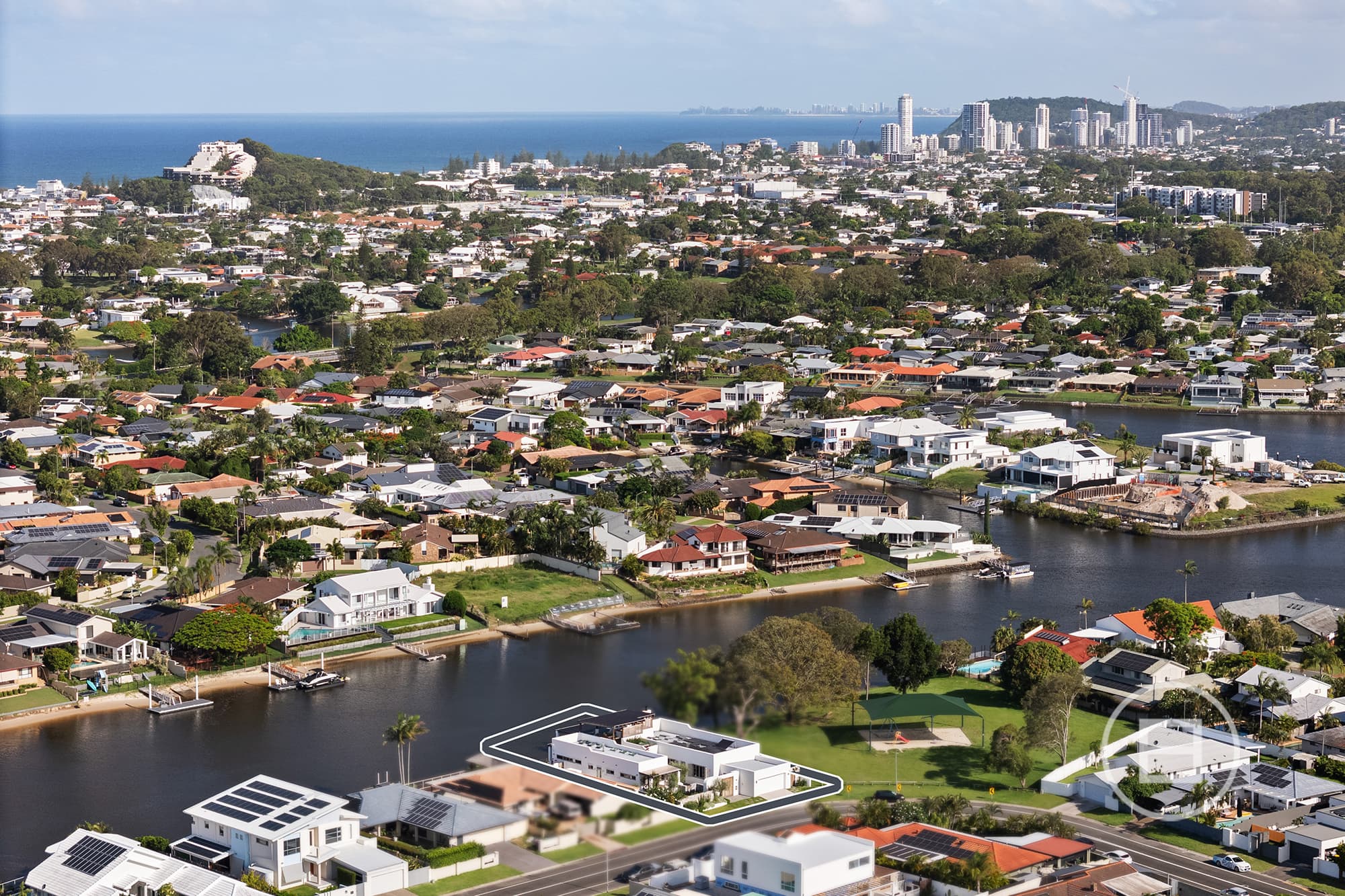 66 Rumrunner Street, MERMAID WATERS, QLD, Mermaid Waters - Thumbnail 3