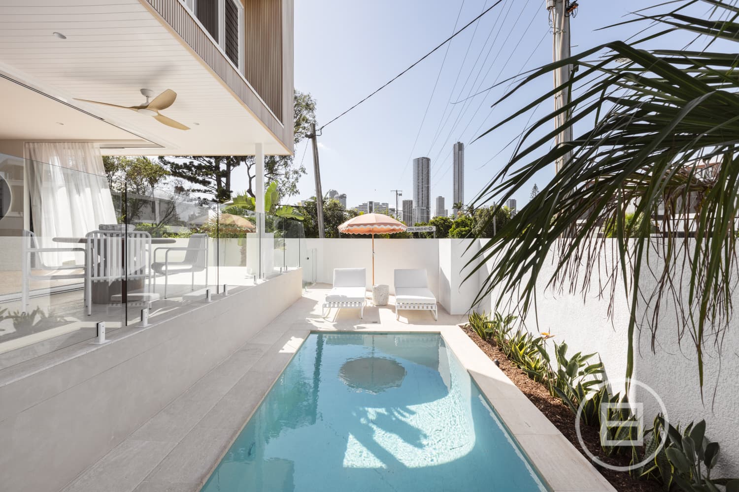 2/33 Merrimac Boulevard, BROADBEACH WATERS, QLD, Broadbeach Waters - Thumbnail 3