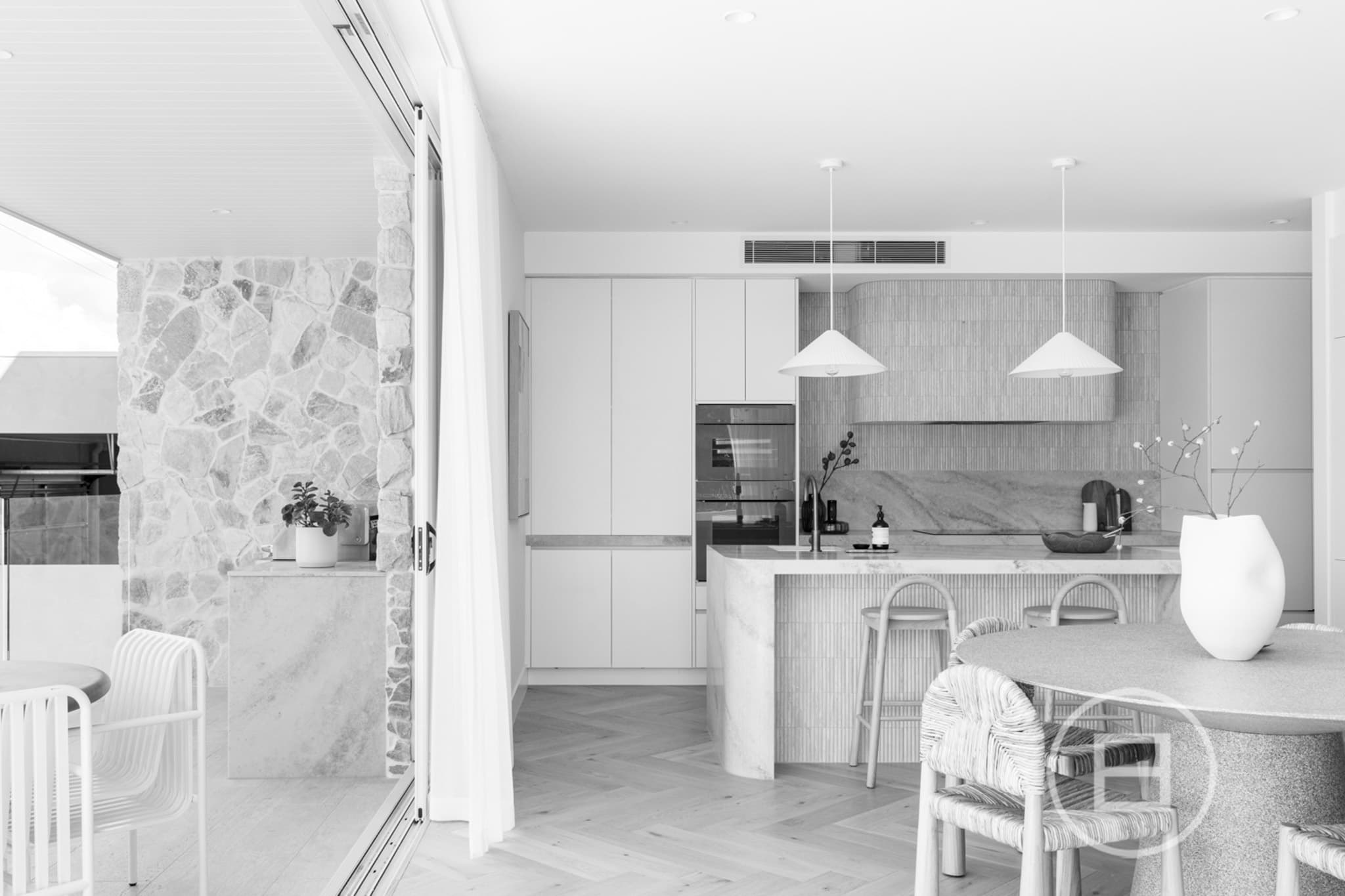 2/33 Merrimac Boulevard, BROADBEACH WATERS, QLD, Broadbeach Waters - Image 1