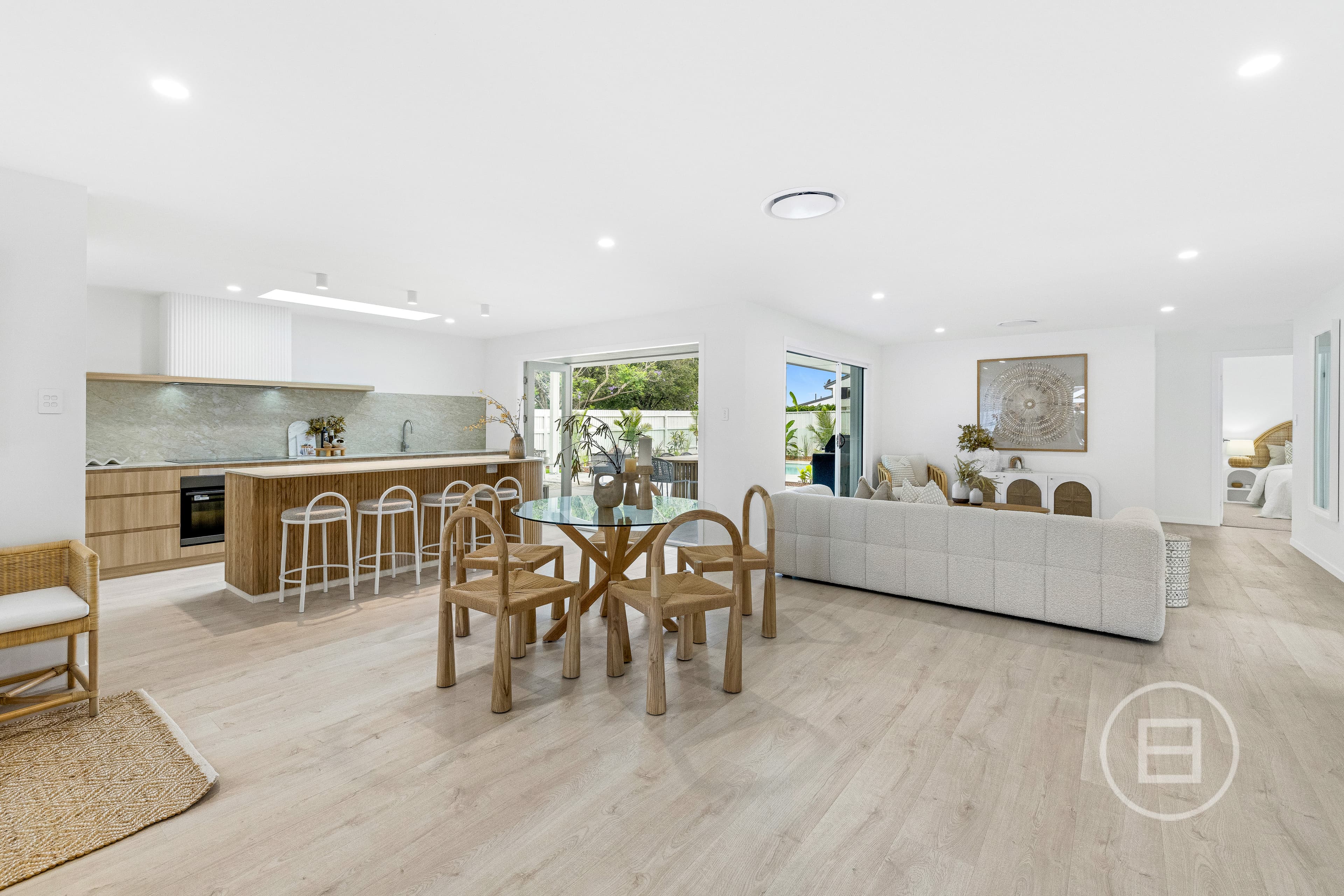 161 Barrier Reef Drive, MERMAID WATERS, QLD, Mermaid Waters - Thumbnail 6
