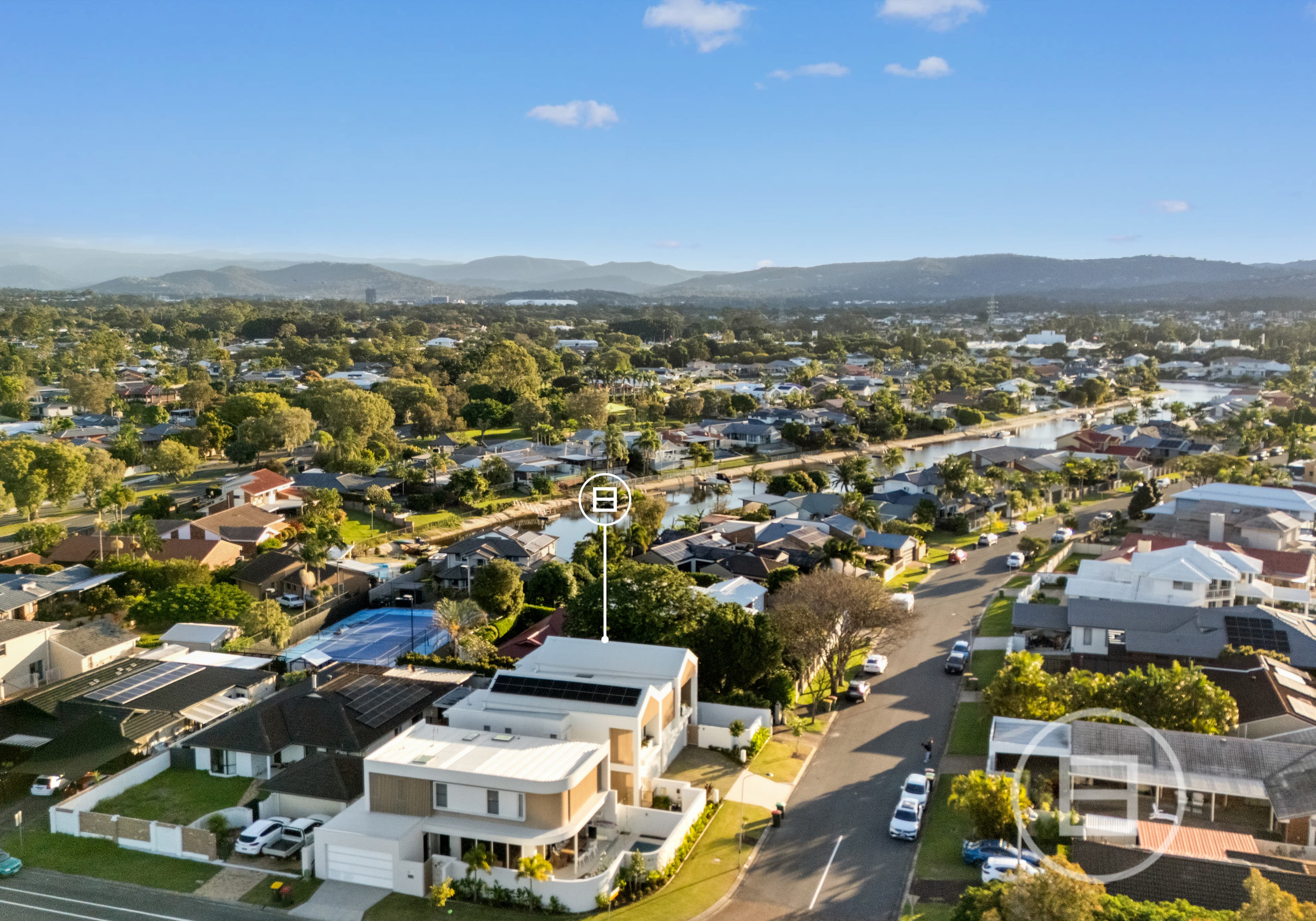 3/2 Saxonvale Terrace, MERMAID WATERS, QLD, Mermaid Waters - Thumbnail 3