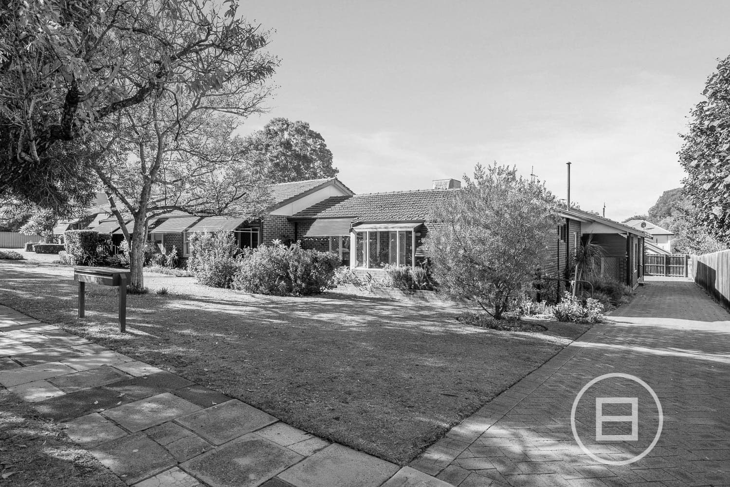 2/14 Vaucluse Avenue, CLAREMONT, WA, Claremont - Image 1