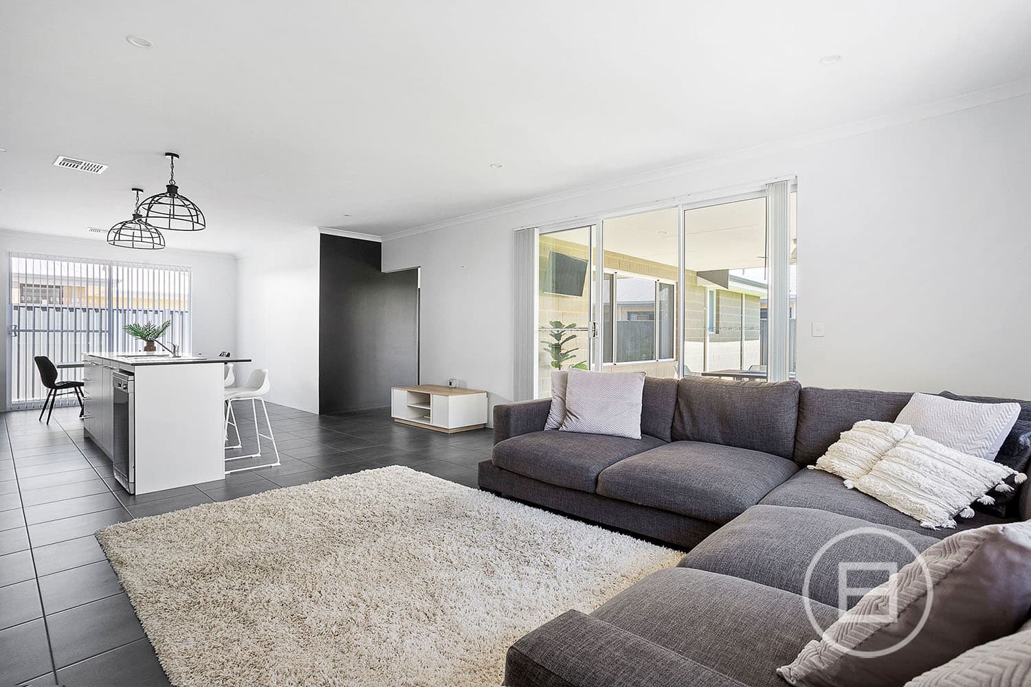 17 Goldfinch Drive, ERSKINE, WA, Erskine - Thumbnail 4