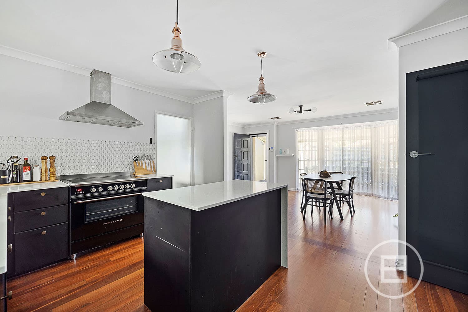 12 Myaree Way, DUNCRAIG, WA, Duncraig - Thumbnail 5